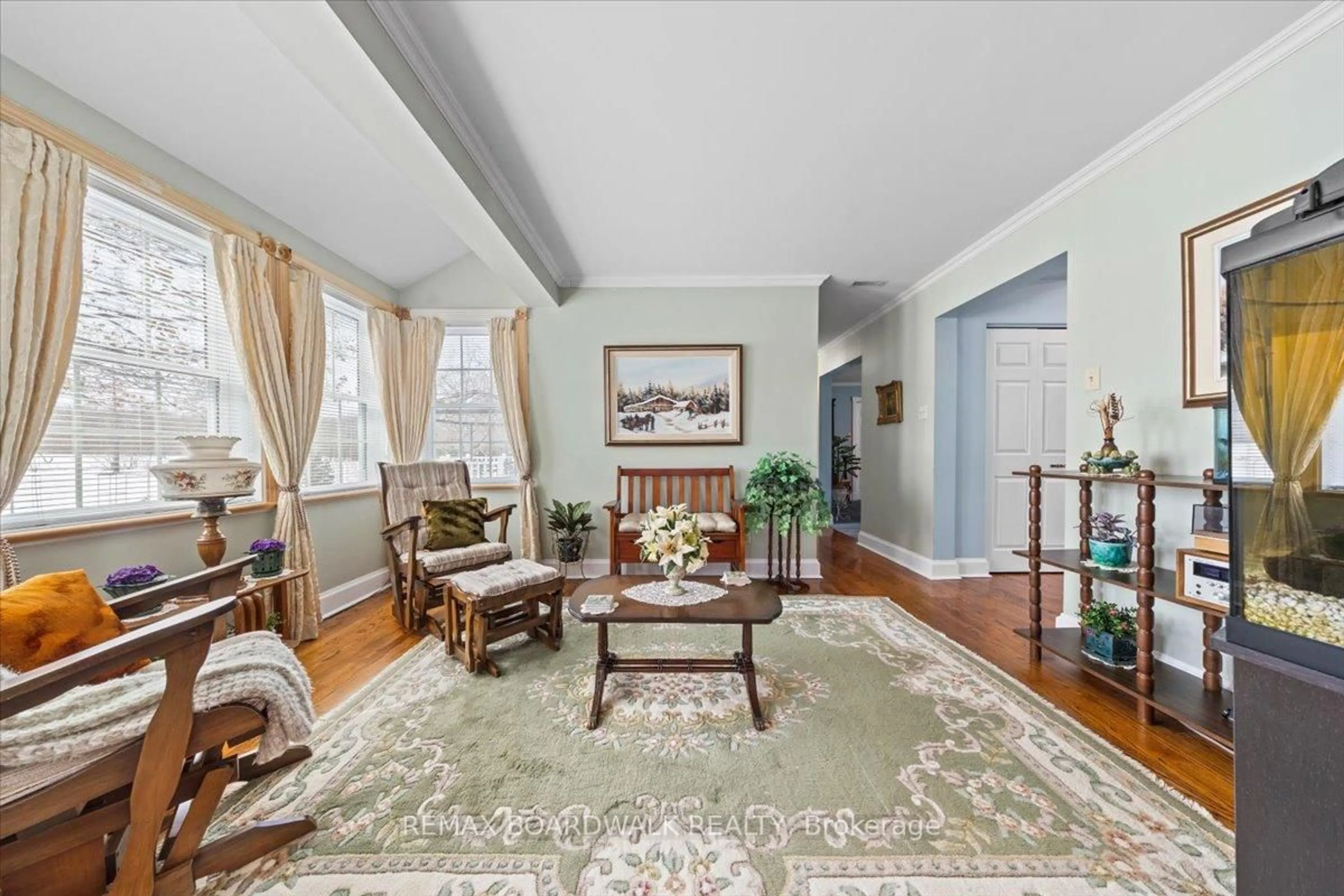 Living room with furniture, unknown for 1530 Royal Orchard Dr, Ottawa Ontario K4C 1A9