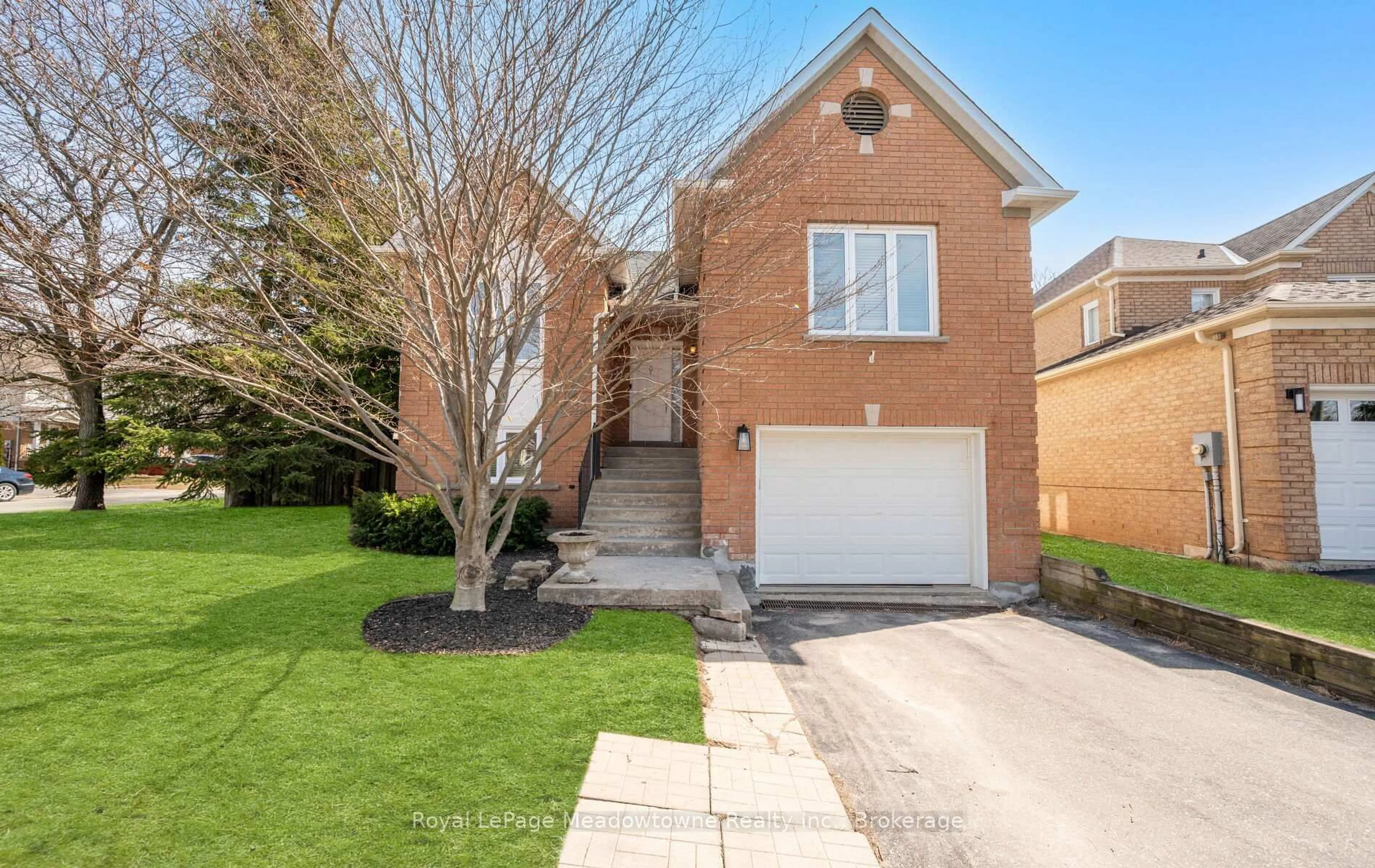 Home with brick exterior material, street for 3 Houndtrail Dr, Hamilton Ontario L8B 0L8