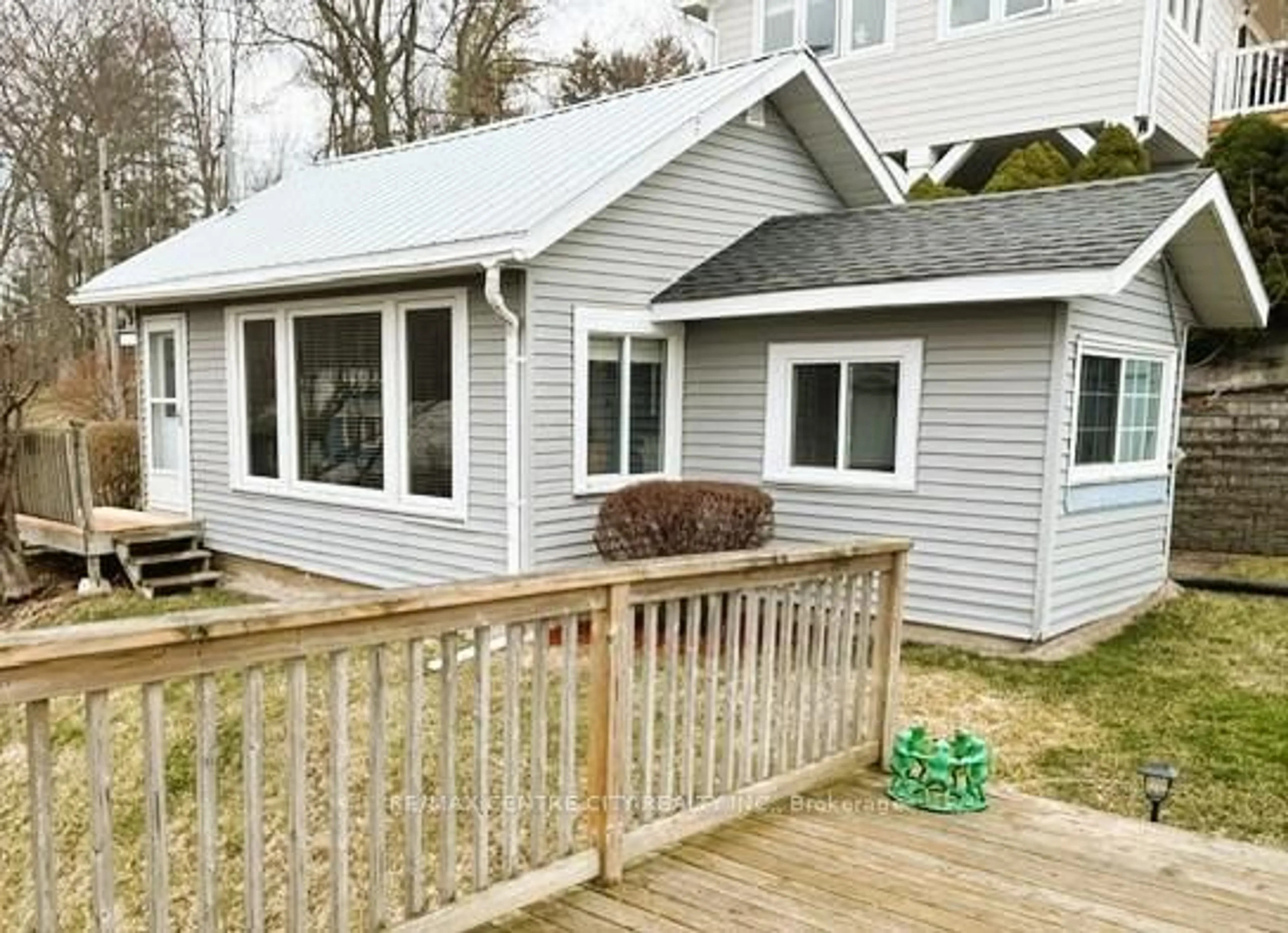 Home with vinyl exterior material, unknown for 49225 Blair , R. R. 2 Dr, Malahide Ontario N5H 2R2