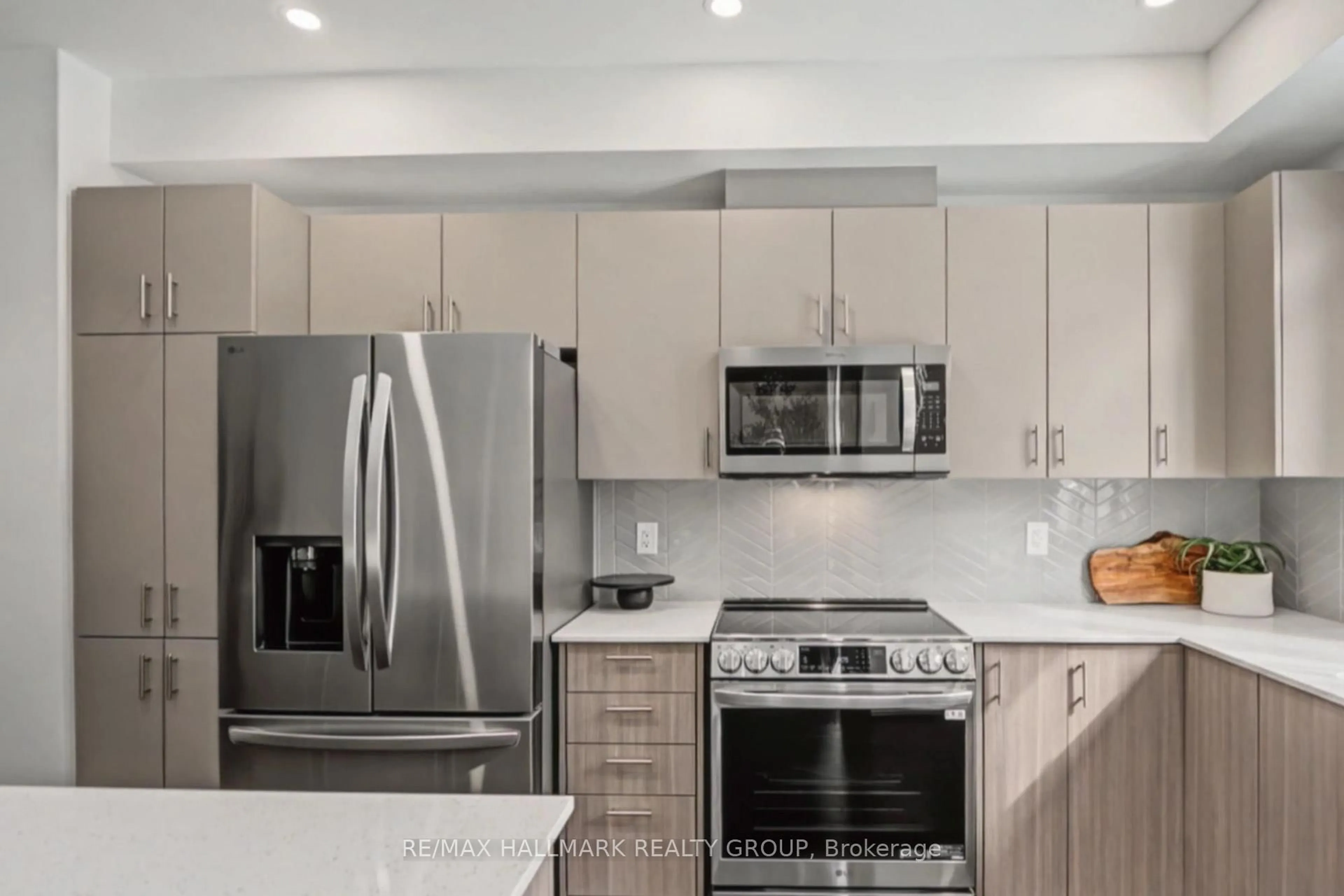 Unknown for 1126 Spoor St, Kanata Ontario K2W 0N4