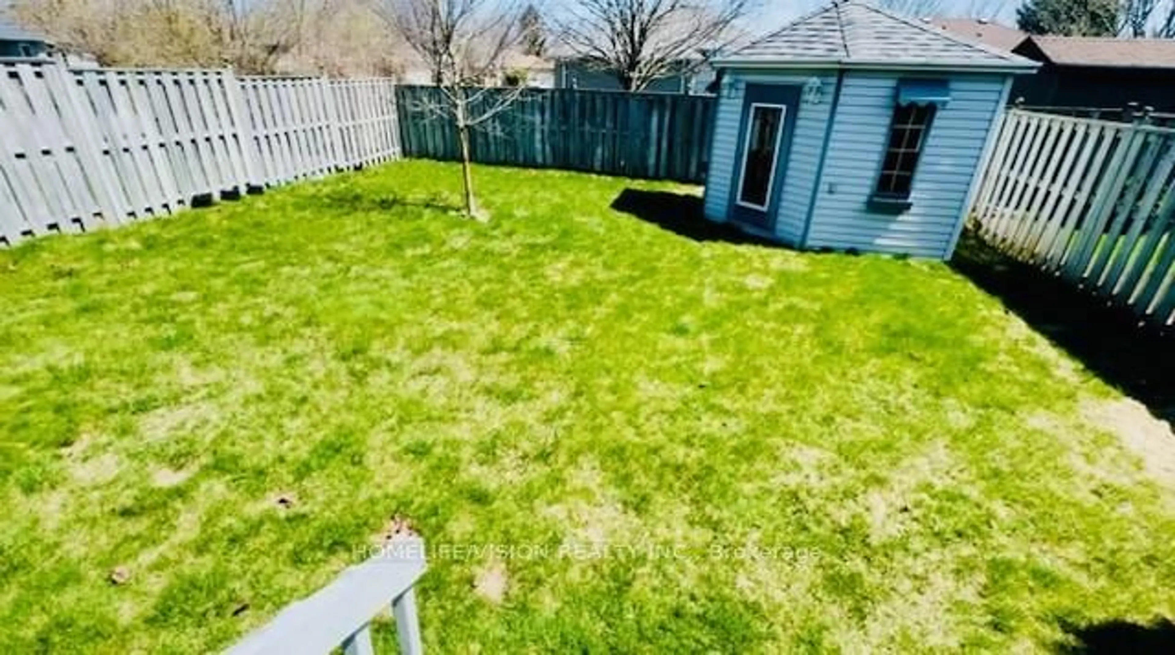A pic from outside/outdoor area/front of a property/back of a property/a pic from drone, unknown for 1105 Tillison Ave, Cobourg Ontario K9A 5N4
