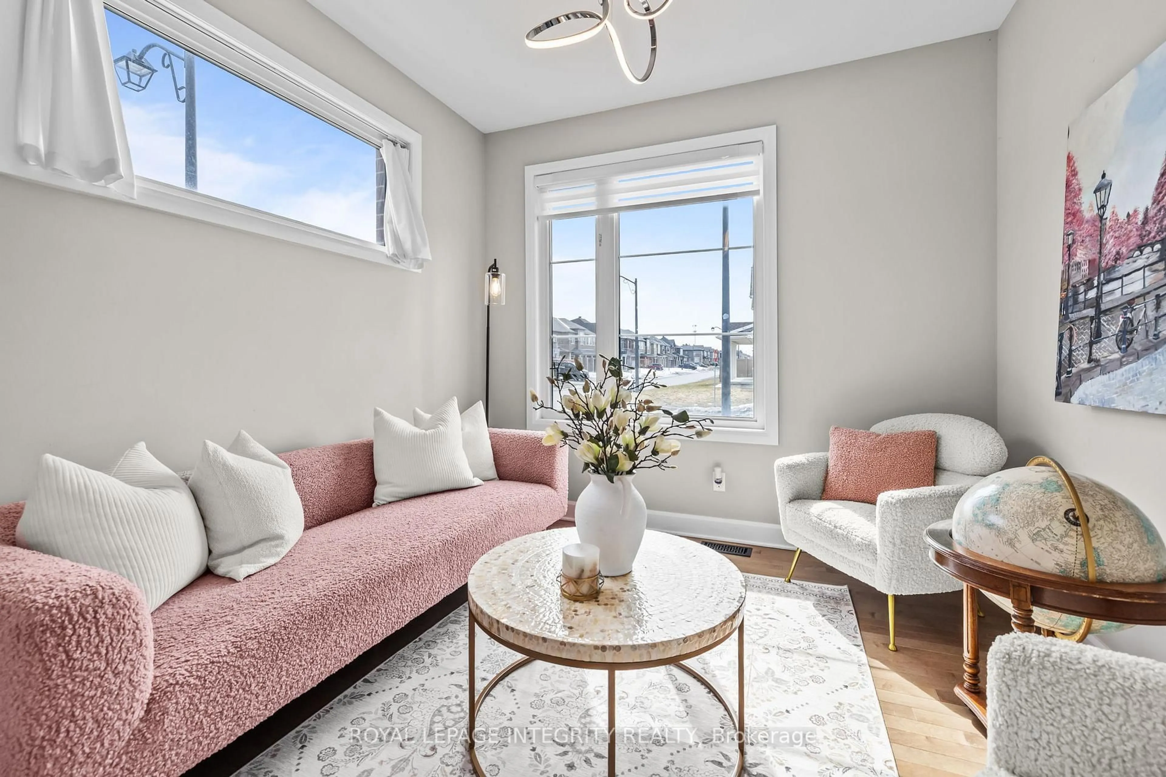 Living room with furniture, unknown for 68 Malachigan Cres, Orleans Ontario K4A 1G5