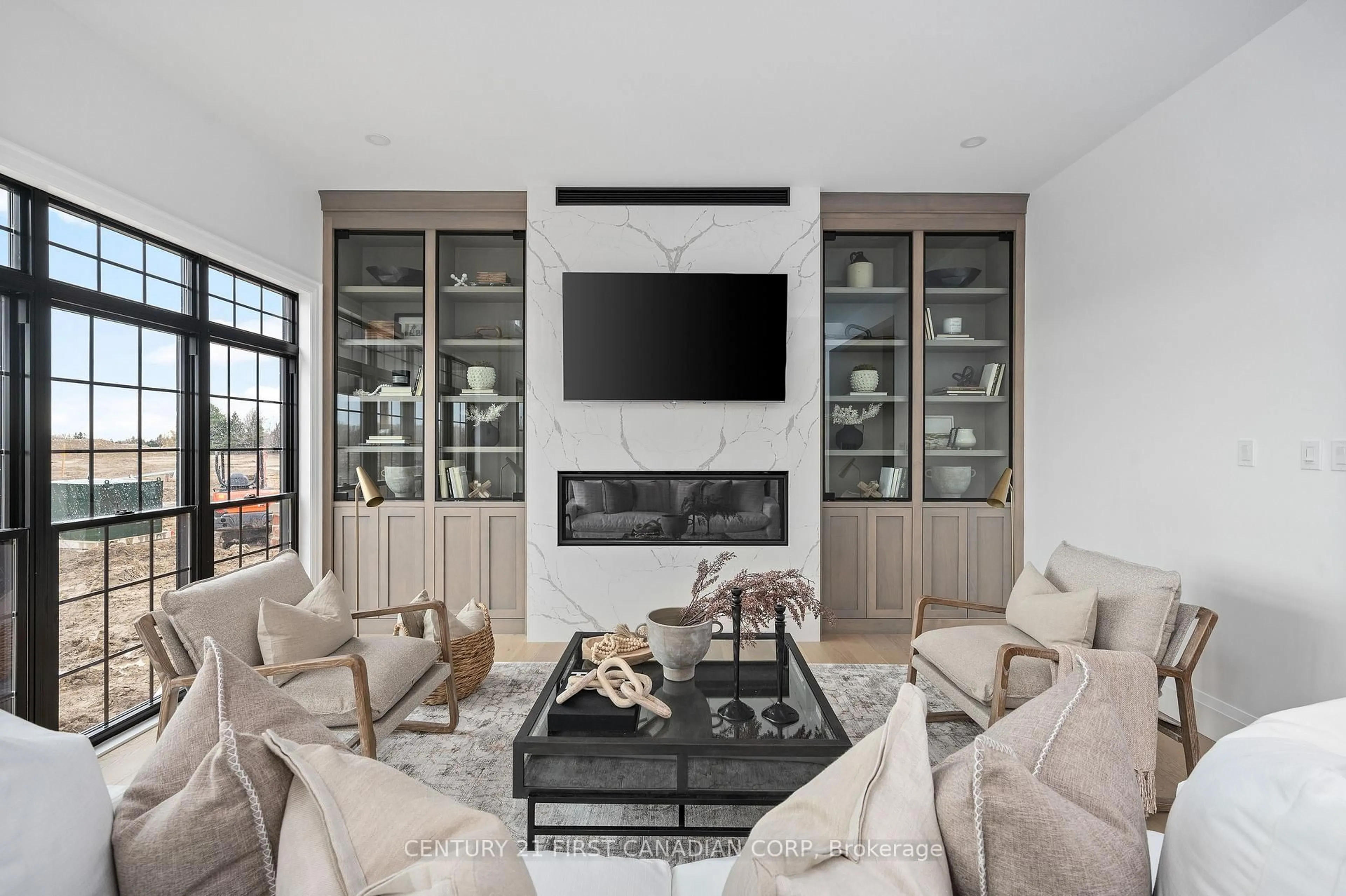 Living room with furniture, unknown for 204 FOXBOROUGH Pl, Thames Centre Ontario N0M 2P0