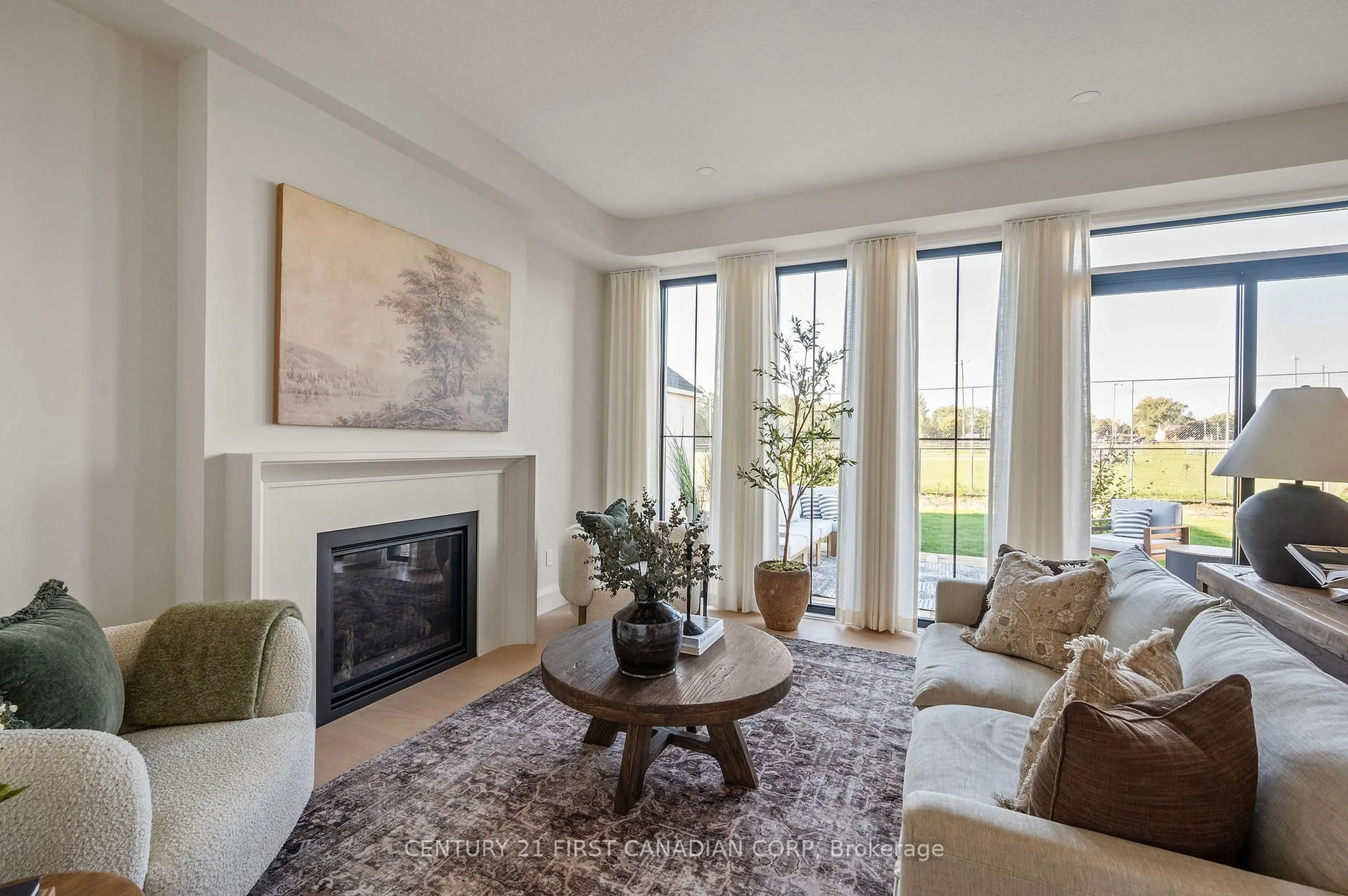 Living room with furniture, unknown for 212 FOXBOROUGH Pl, Thames Centre Ontario N0M 2P0