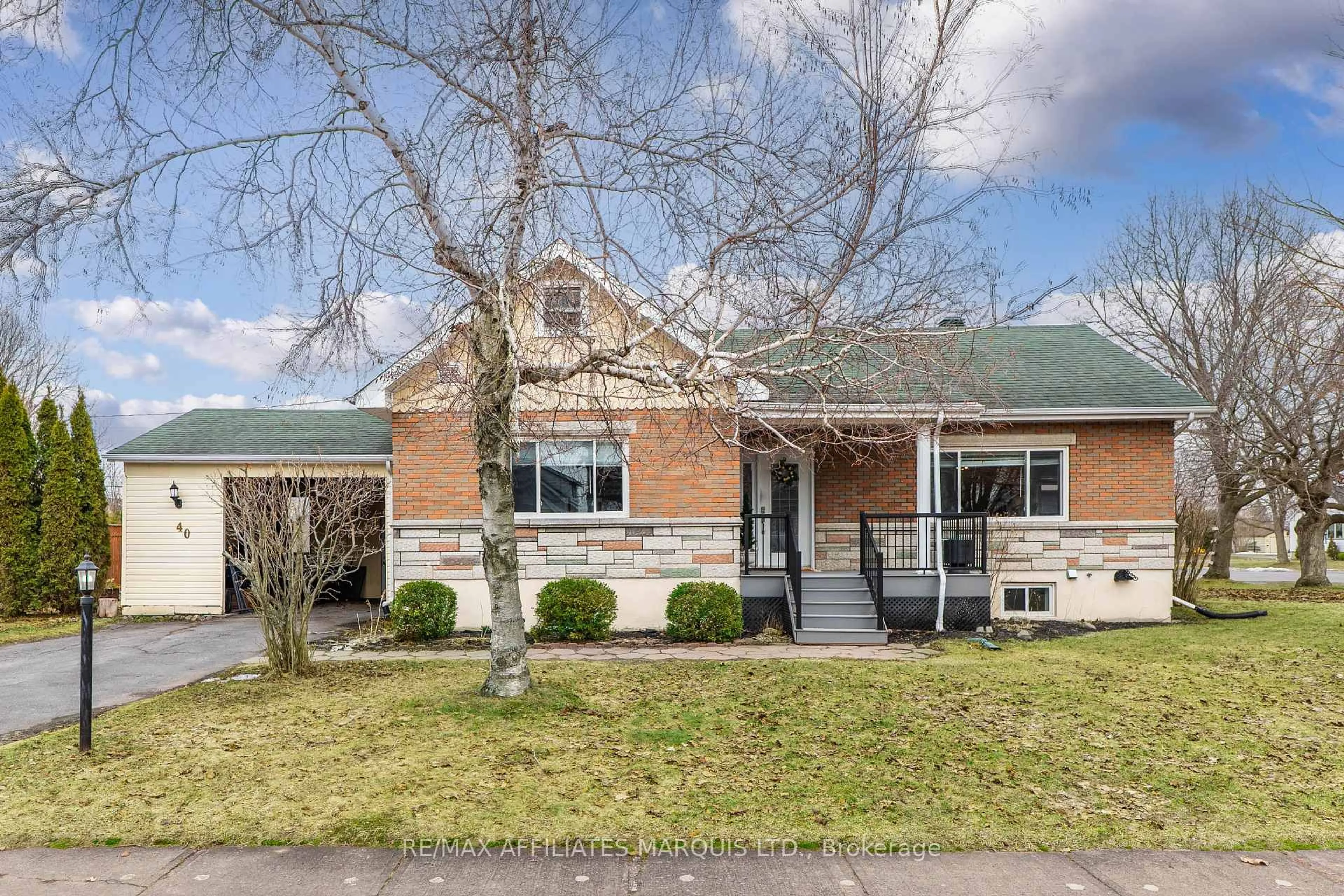 Home with brick exterior material, street for 40 Bethune Ave, South Stormont Ontario K0C 1P0