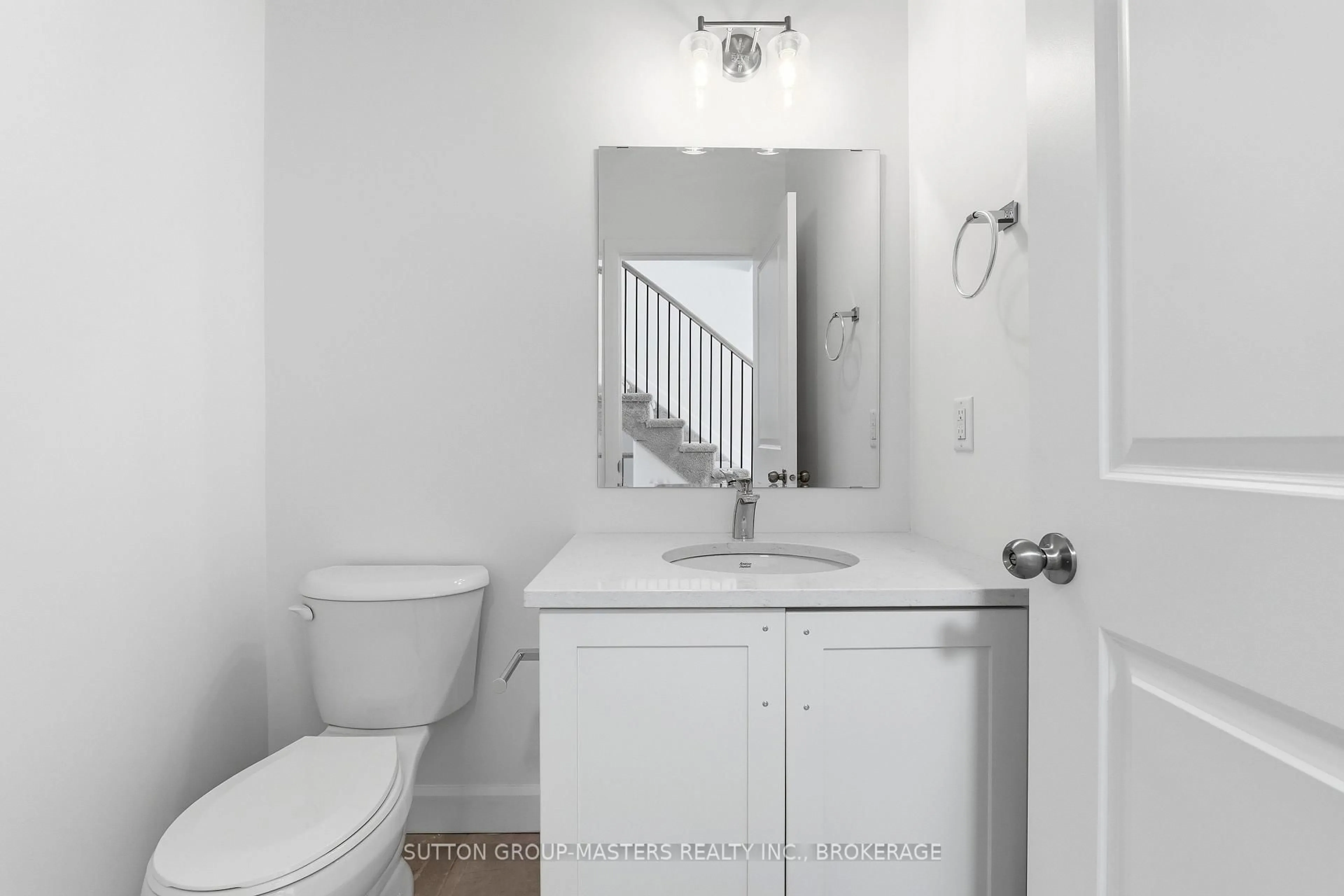 Standard bathroom, unknown for 255 Pratt Dr, Loyalist Ontario K7N 0E8