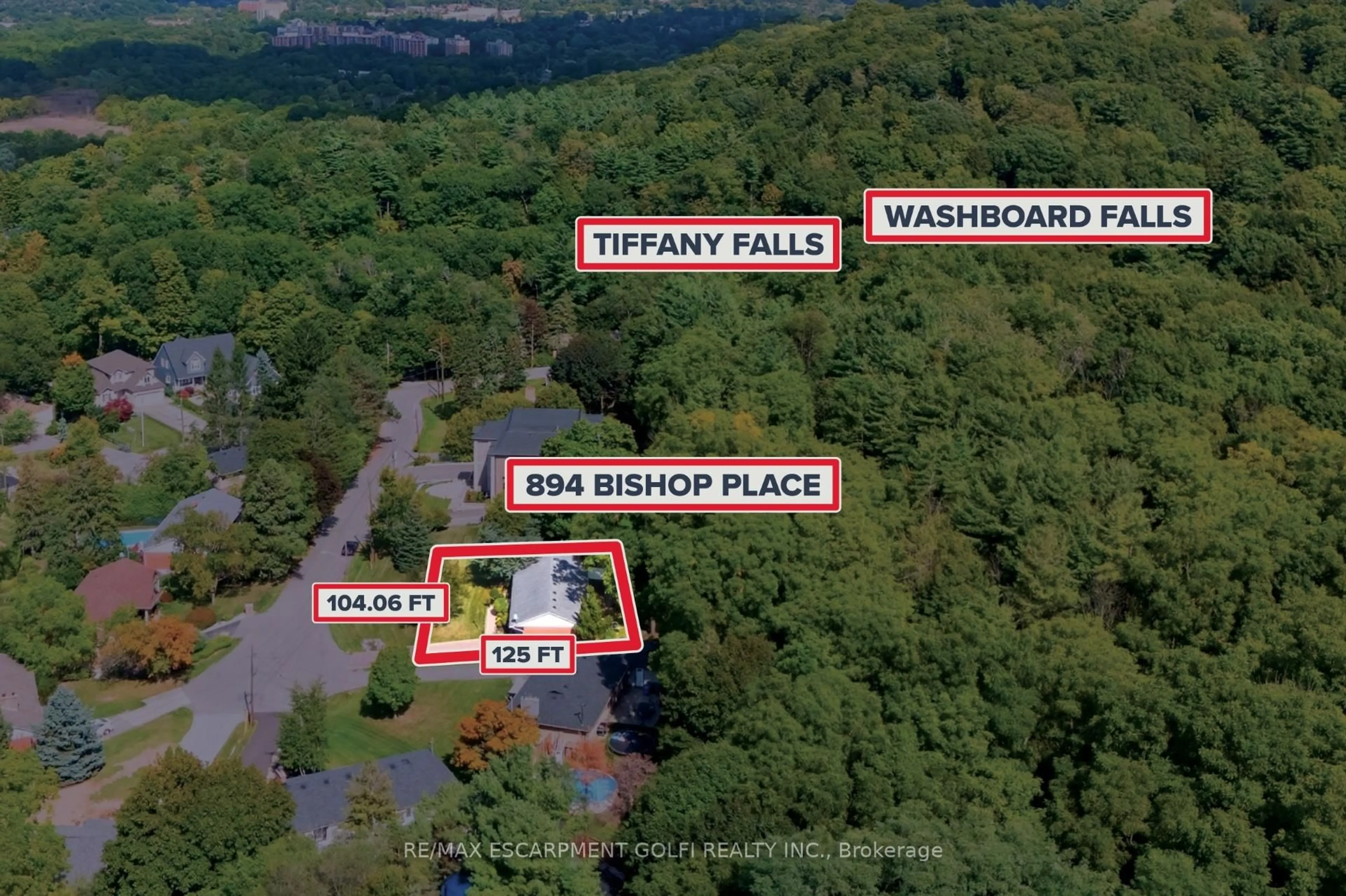 A pic from outside/outdoor area/front of a property/back of a property/a pic from drone, unknown for 894 Bishop Pl, Hamilton Ontario L9G 3E5