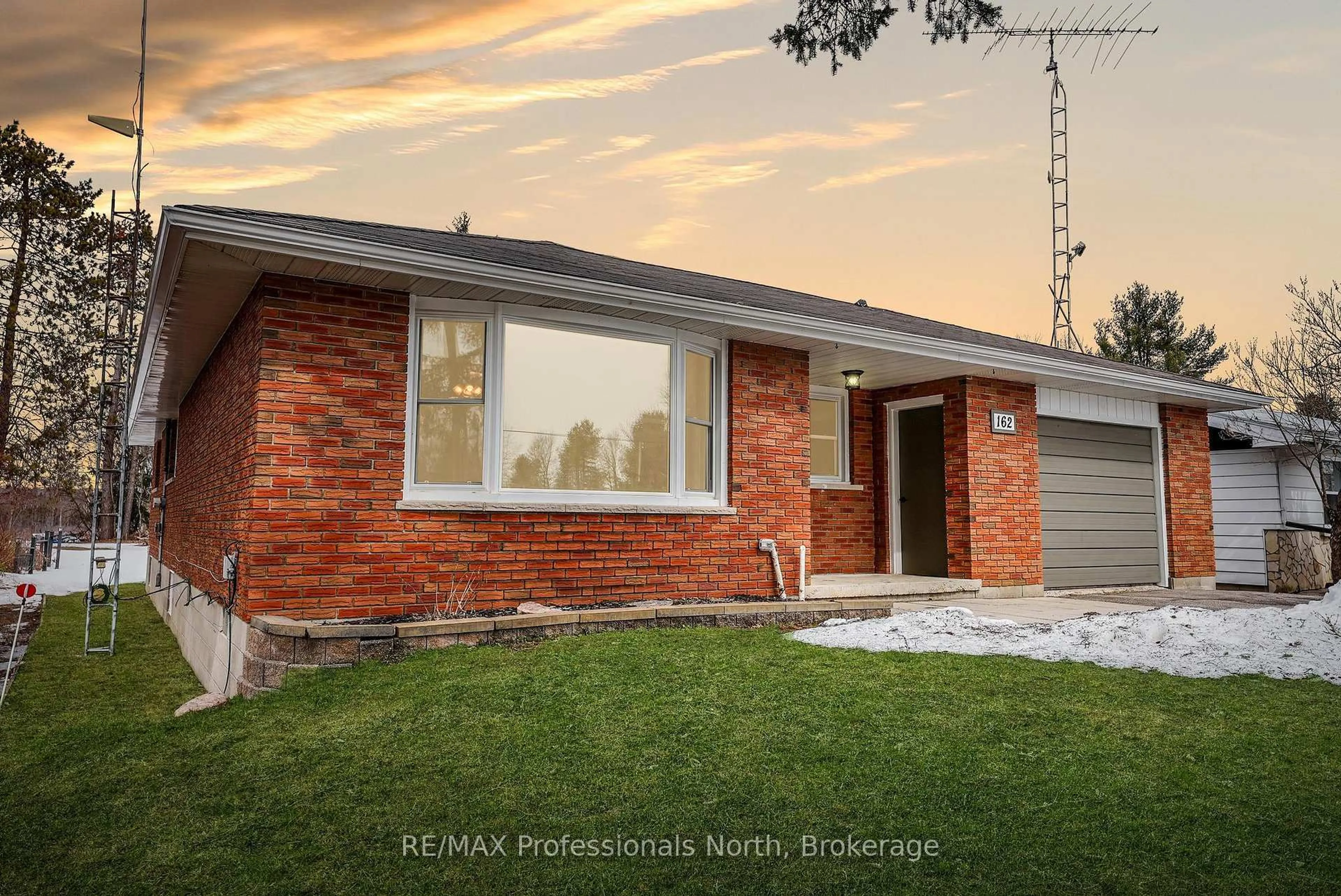 Home with brick exterior material, street for 162 Hillside Dr, Kawartha Lakes Ontario K0M 1C0