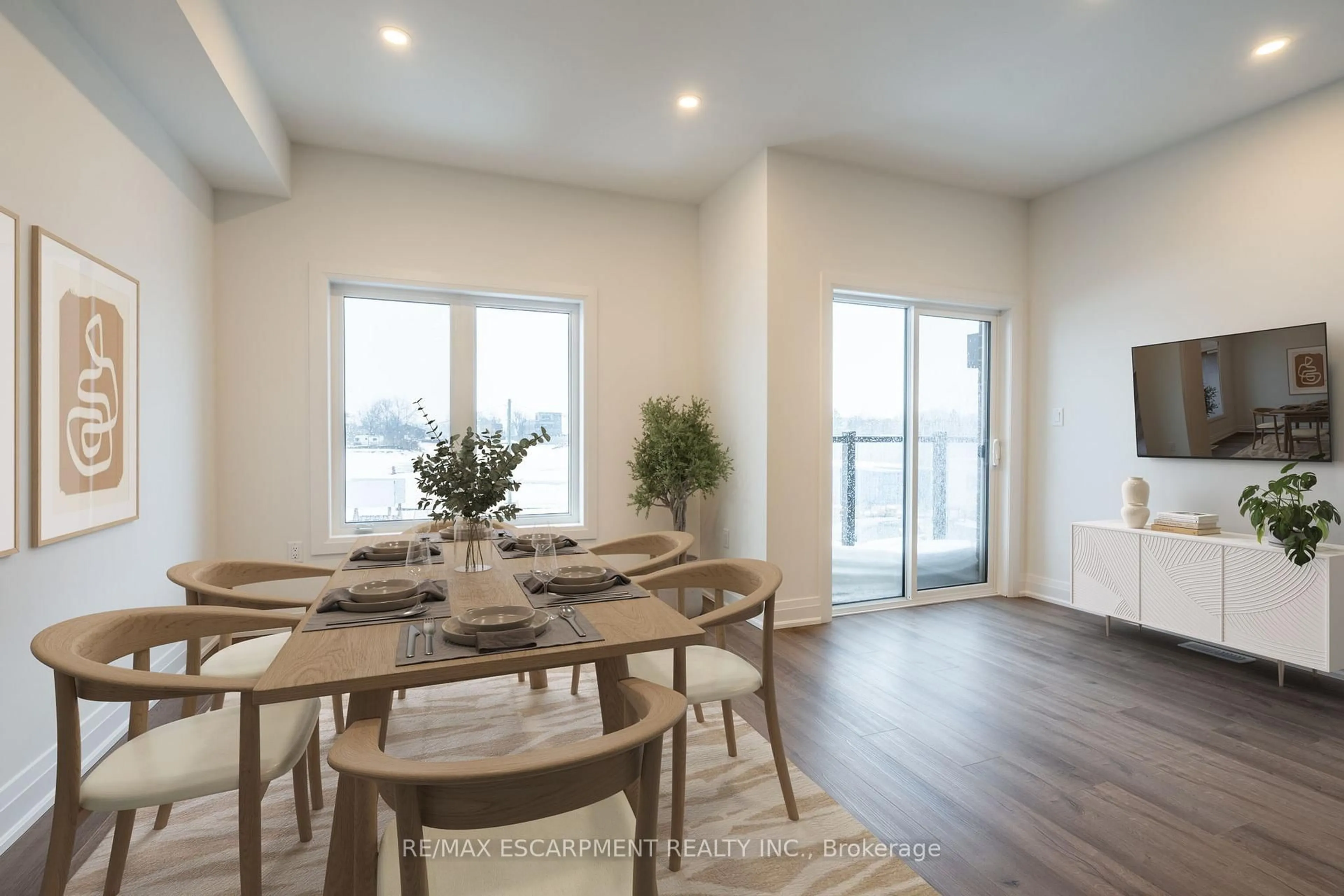 Dining room, wood/laminate floor for 18 Clear Valley Lane, Hamilton Ontario L0R 1W0