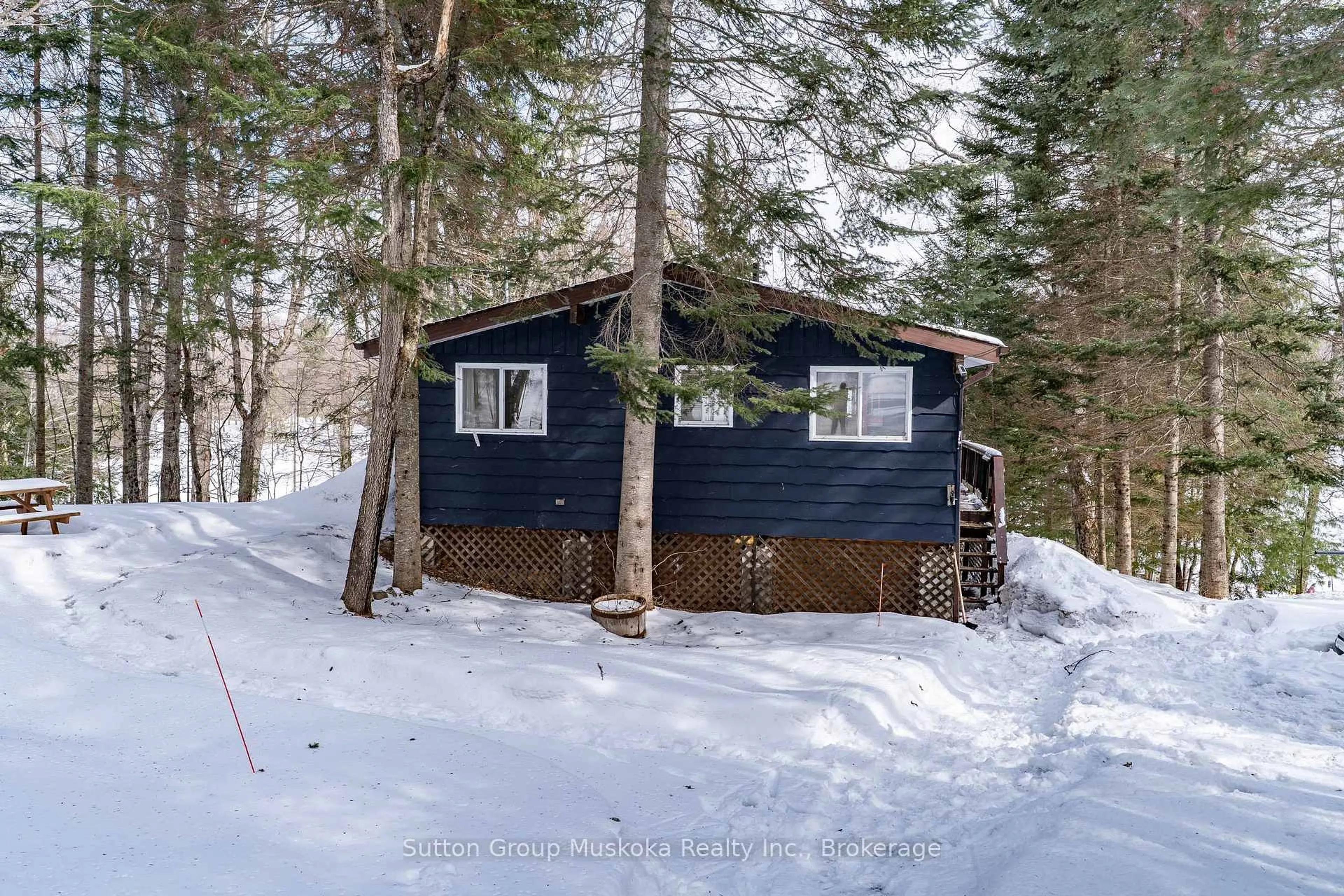 Shed for 879 Relative Rd, Armour Ontario P0A 1C0