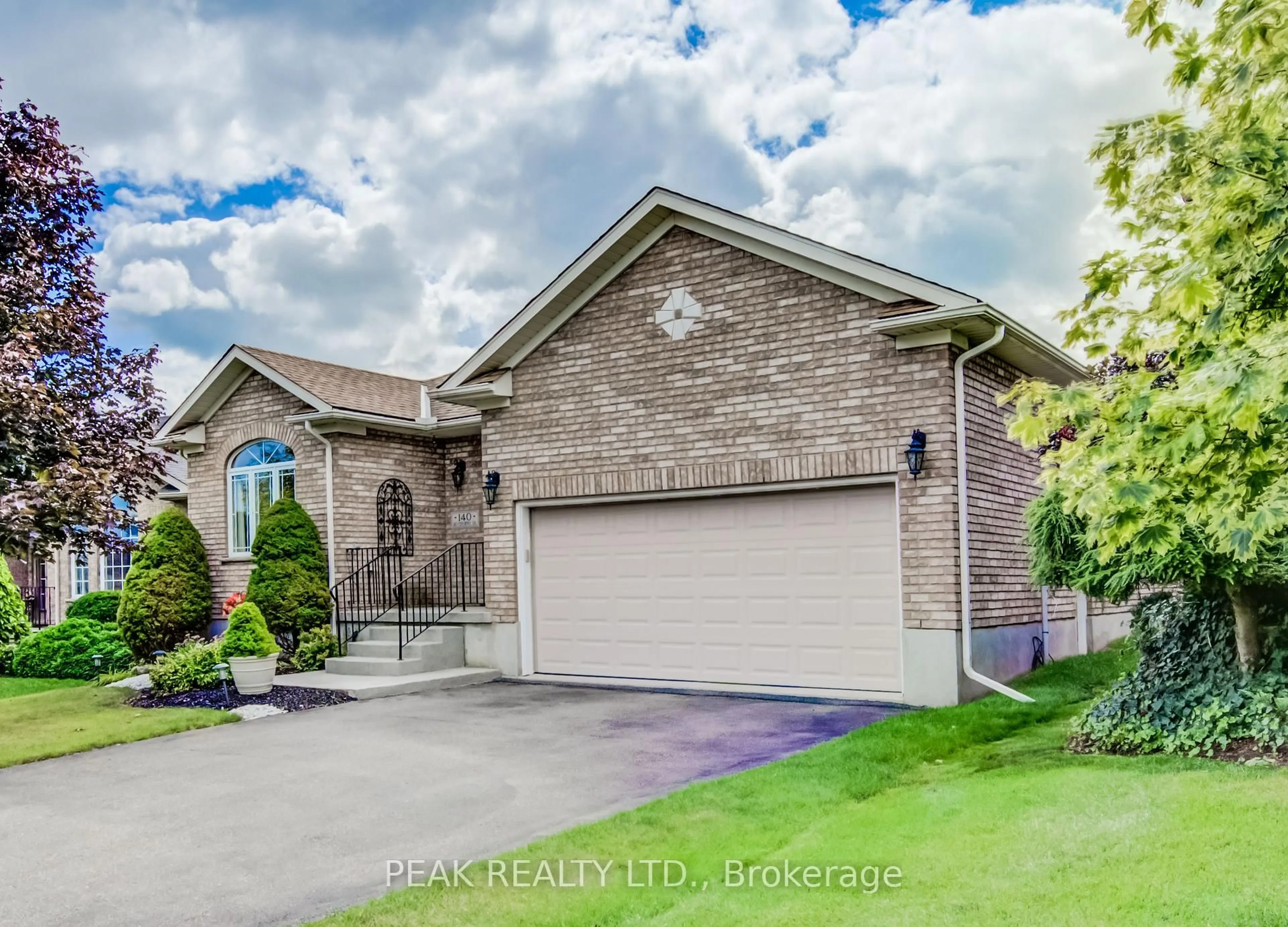 Home with brick exterior material, street for 140 Devonshire Dr, Wilmot Ontario N3A 4J7