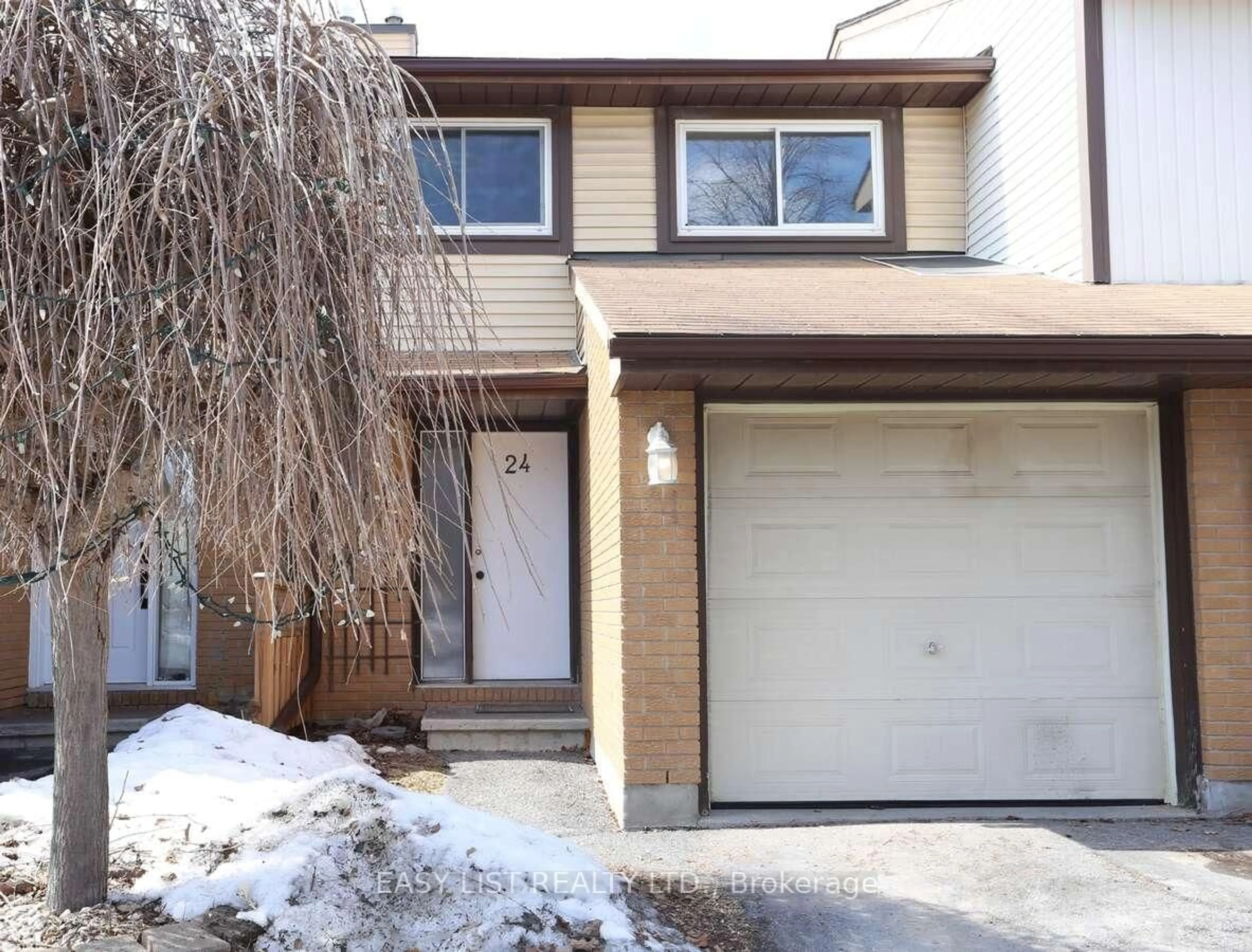 Unknown for 24 Baneberry Cres #71, Ottawa Ontario K2L 2Y4