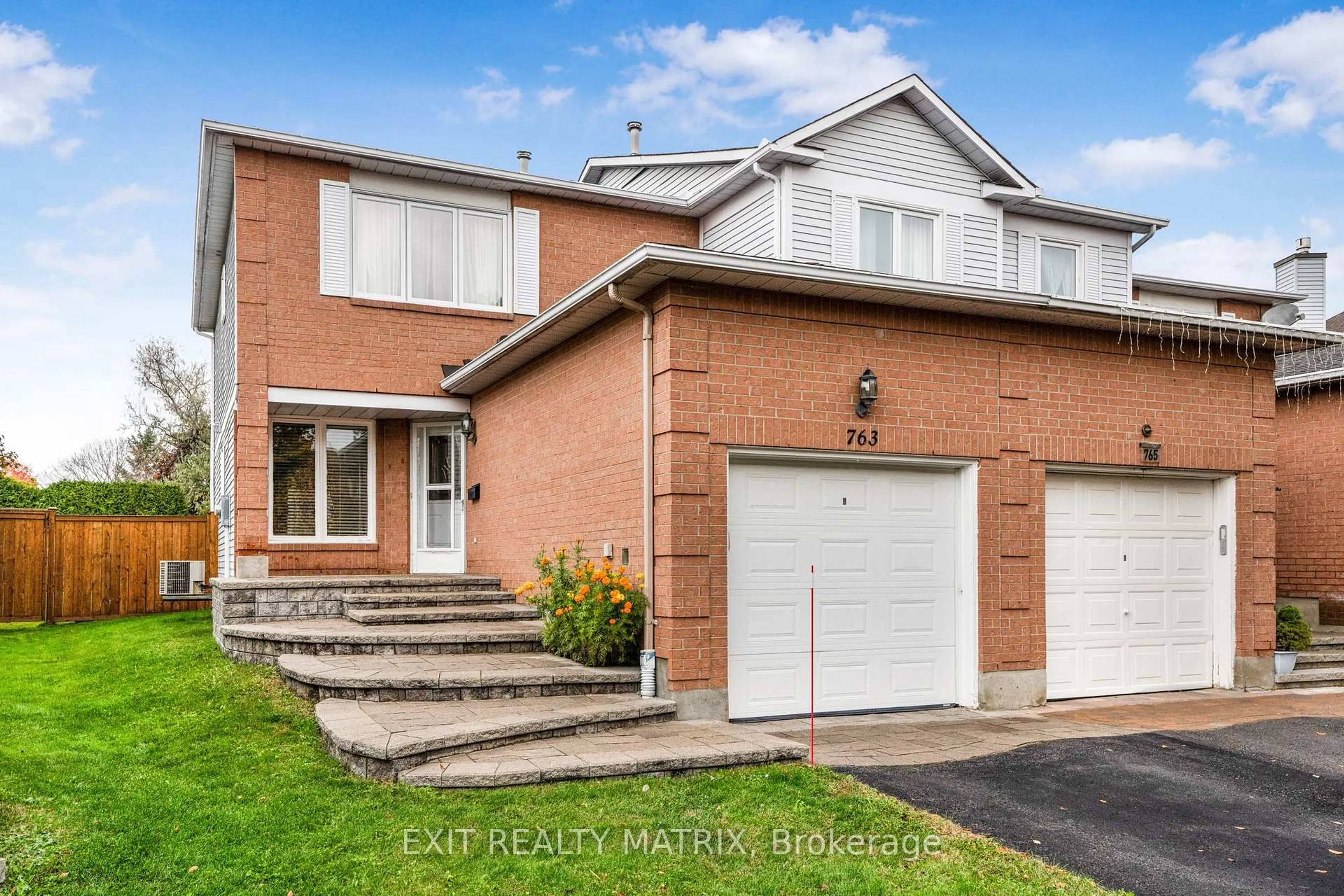 Home with brick exterior material, street for 763 Clearcrest Cres, Ottawa Ontario K4A 3E7