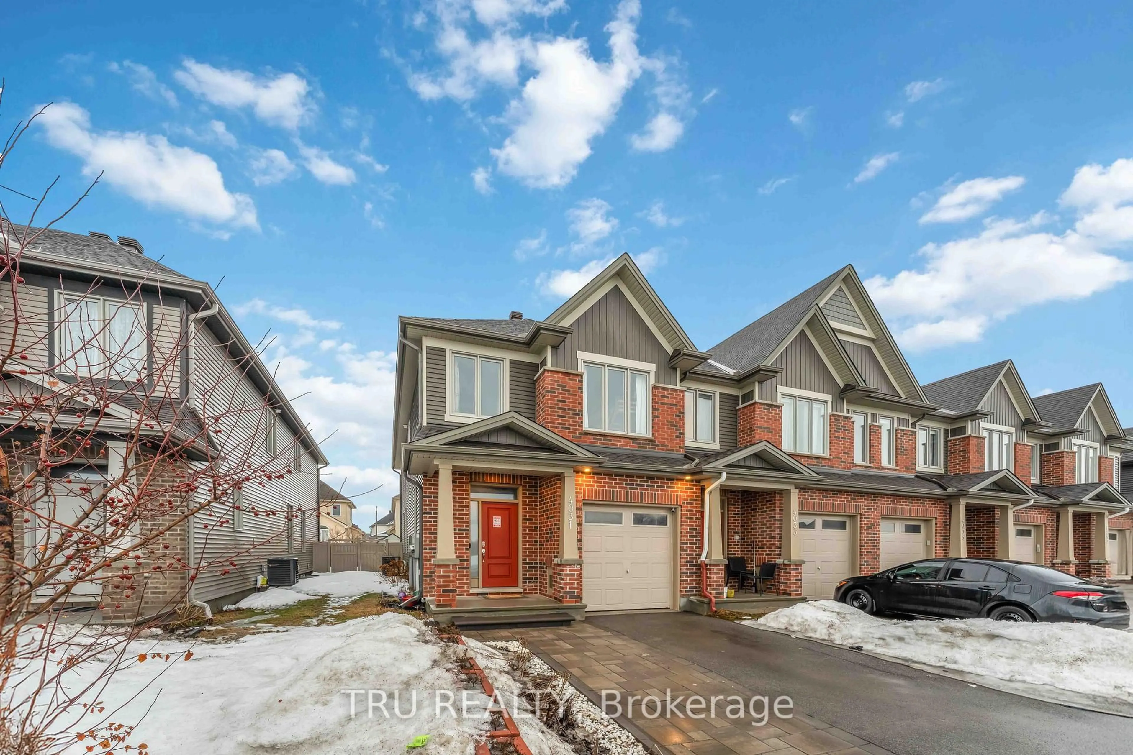 Unknown for 4031 Kelly Farm Dr, Ottawa Ontario K1T 0R6