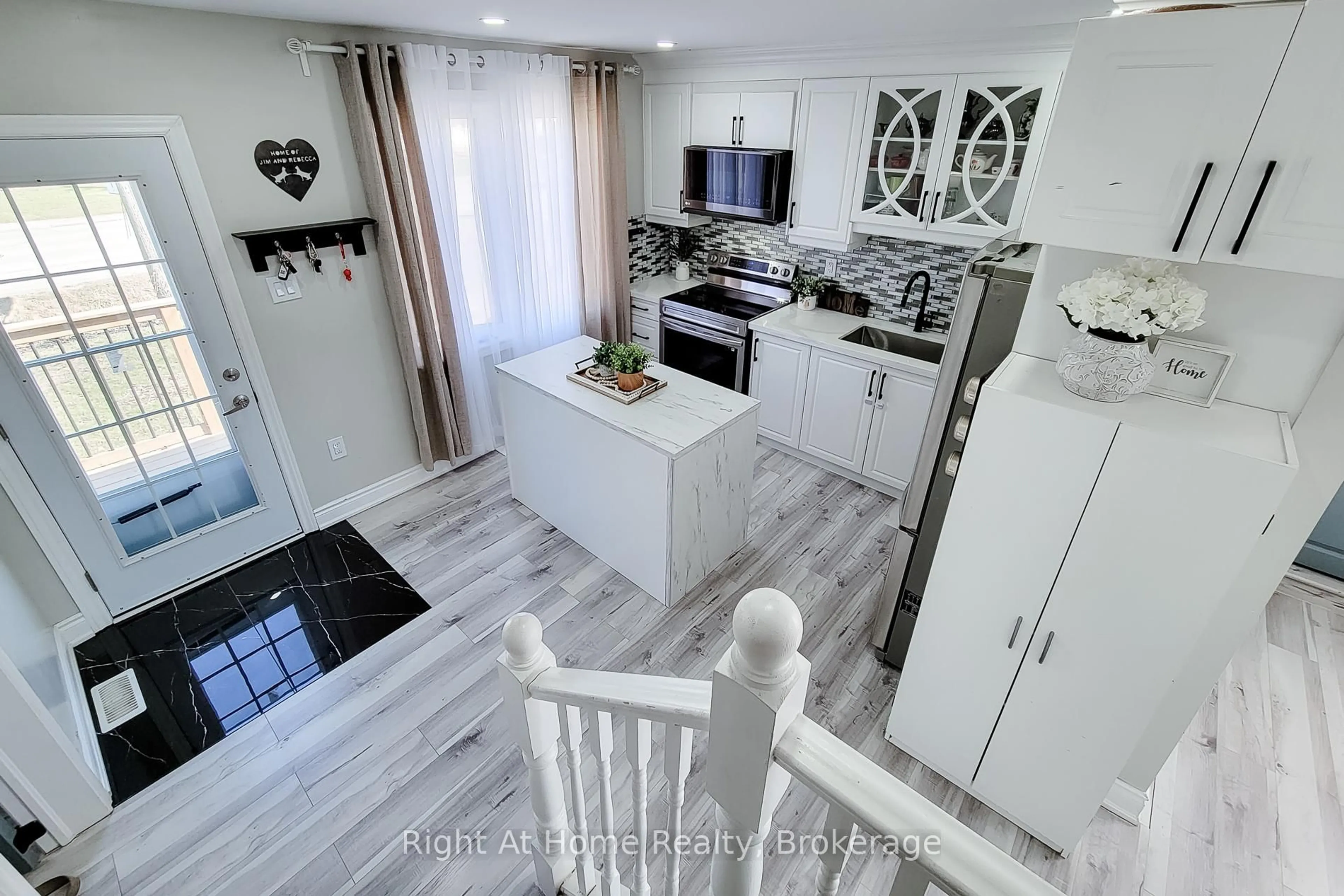 Open concept kitchen, unknown for 321 Dewitt Rd, Hamilton Ontario L8E 2T1