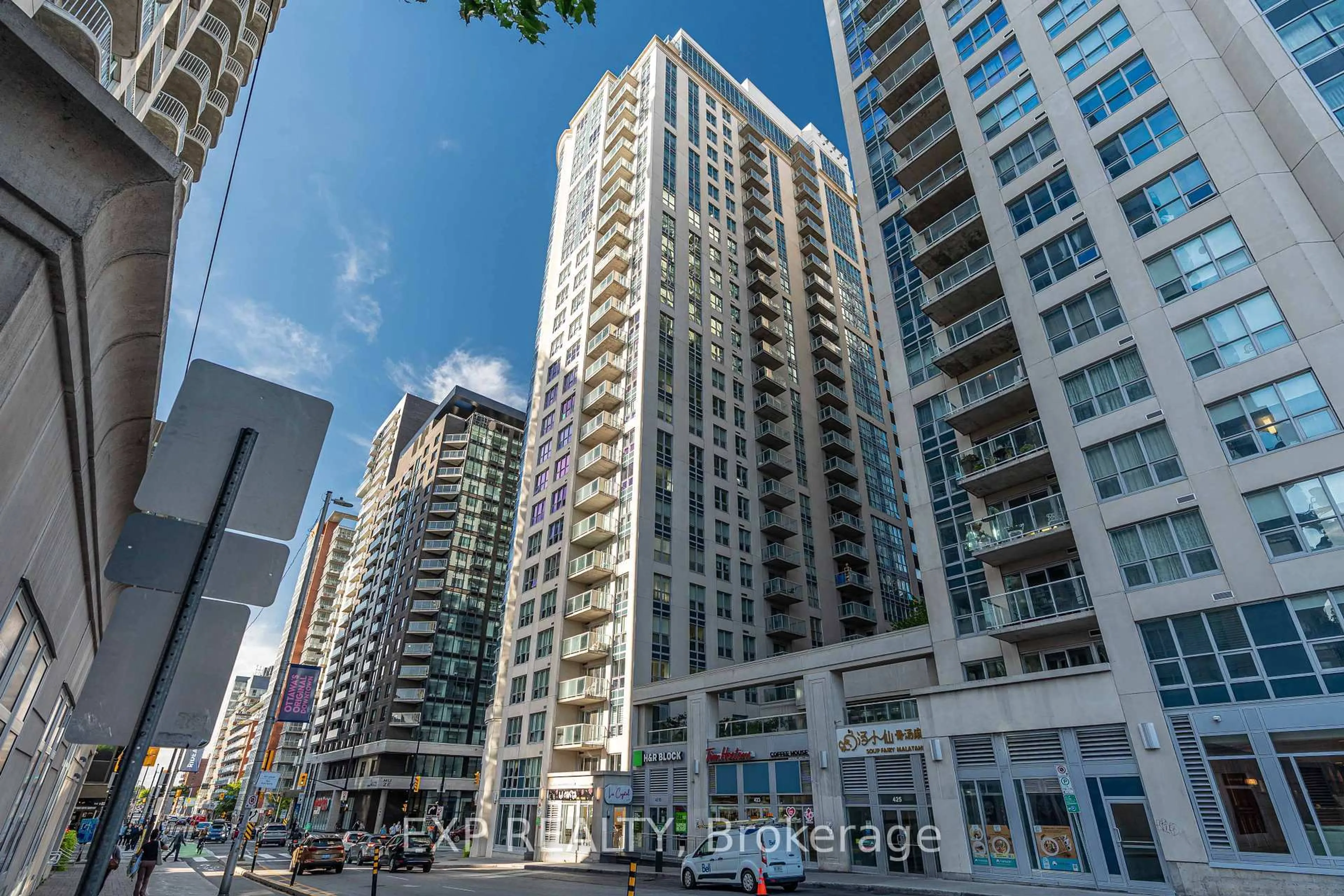 A pic from outside/outdoor area/front of a property/back of a property/a pic from drone, city buildings view from balcony for 242 RIDEAU St #2308, Ottawa Ontario K1N 0B7