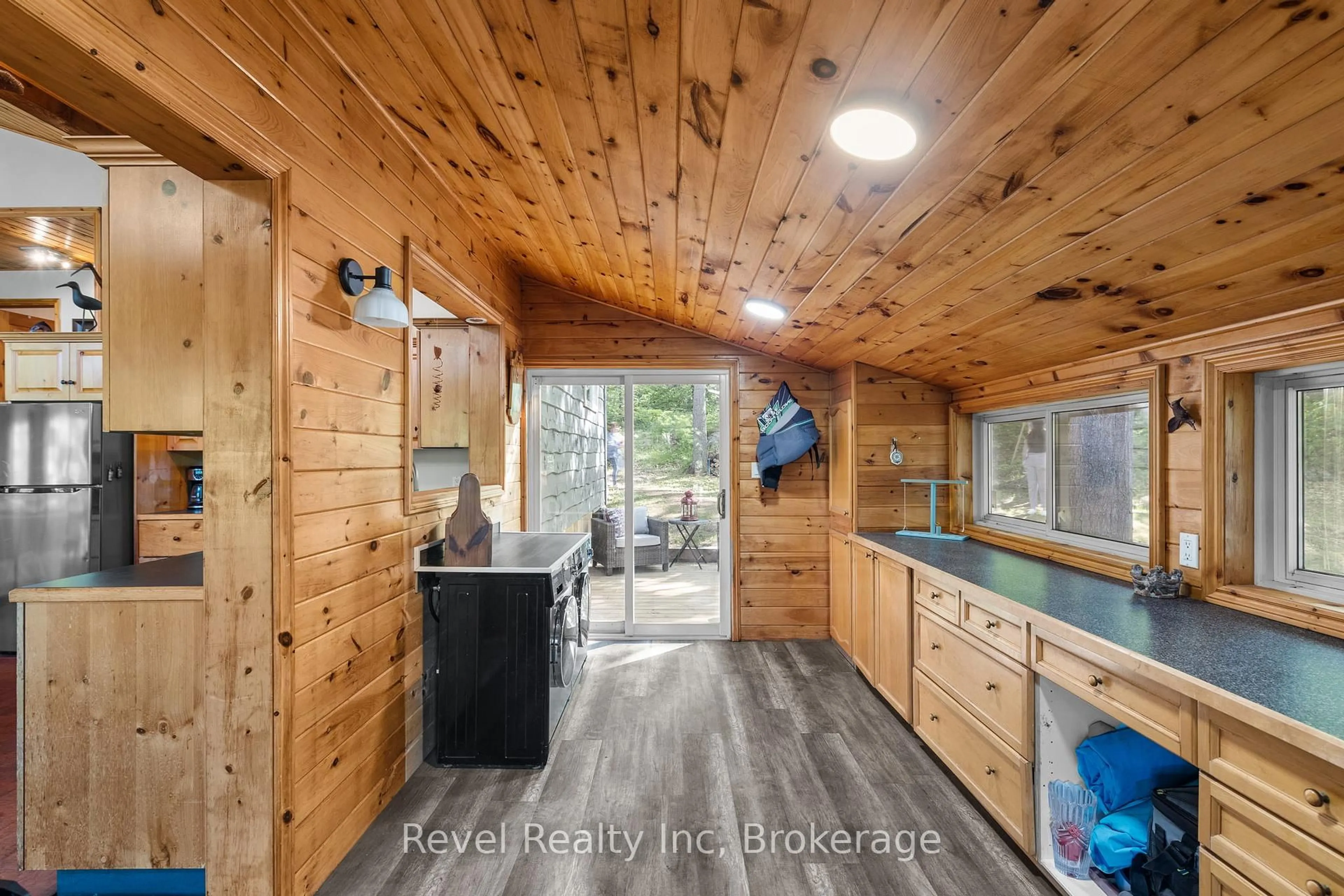 Unknown for 5 Severn River 406, Muskoka Lakes Ontario L0K 1E0