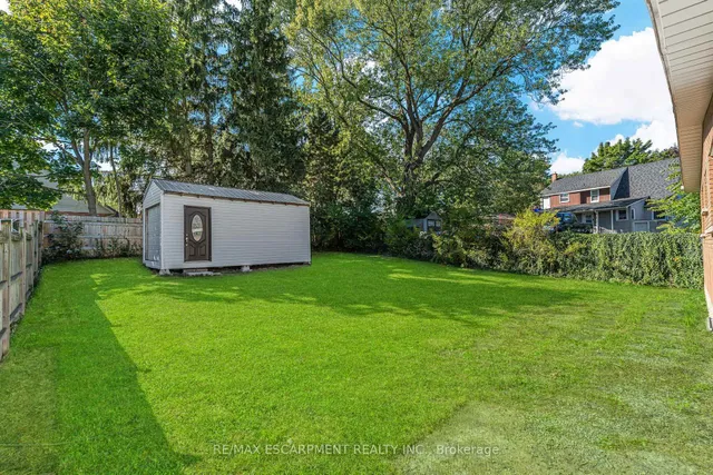 6122 Mayfair Dr, Niagara Falls 2