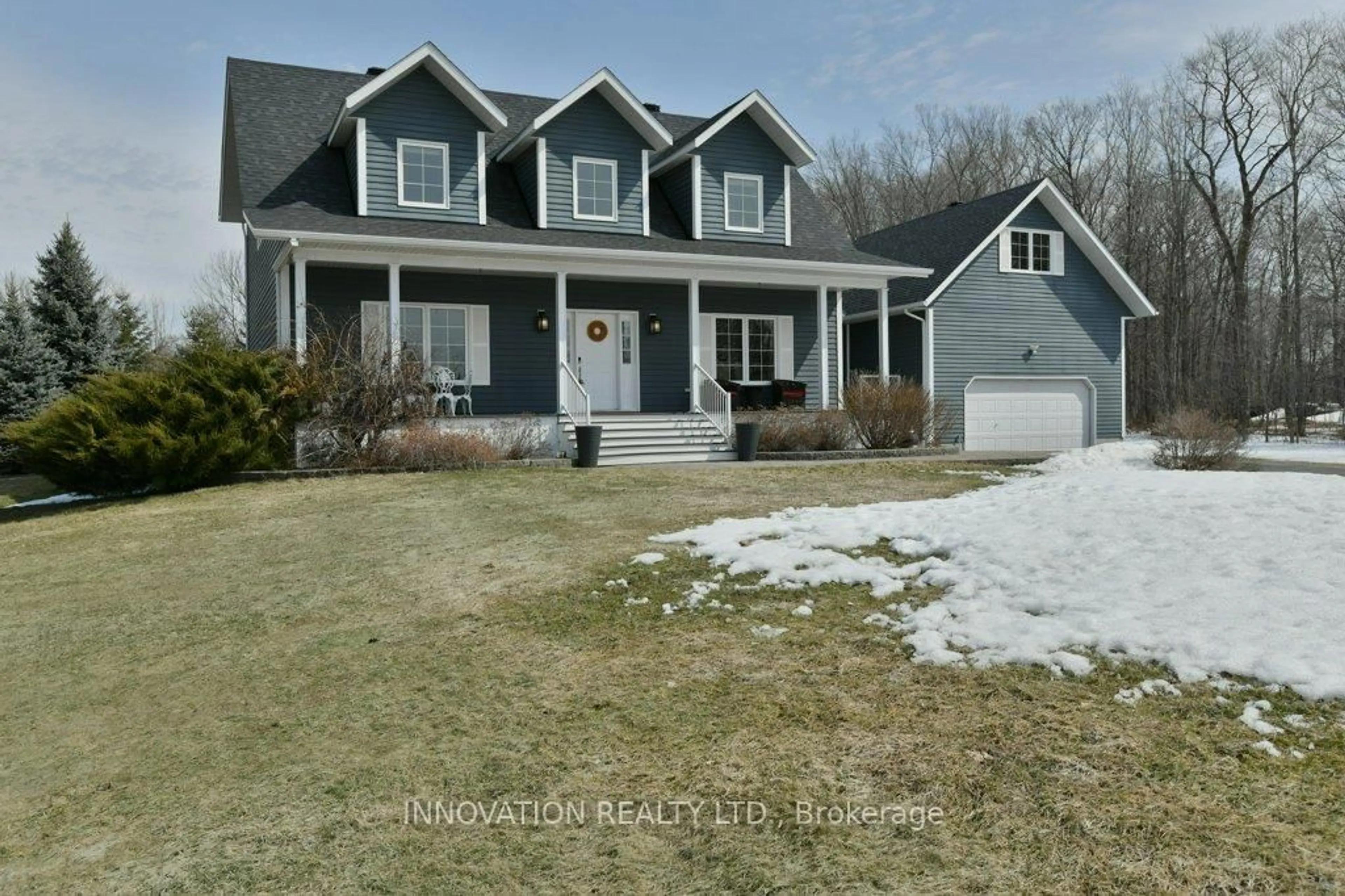 Home with vinyl exterior material, street for 117 Lady Lochead Lane, Carp Ontario K0A 1L0