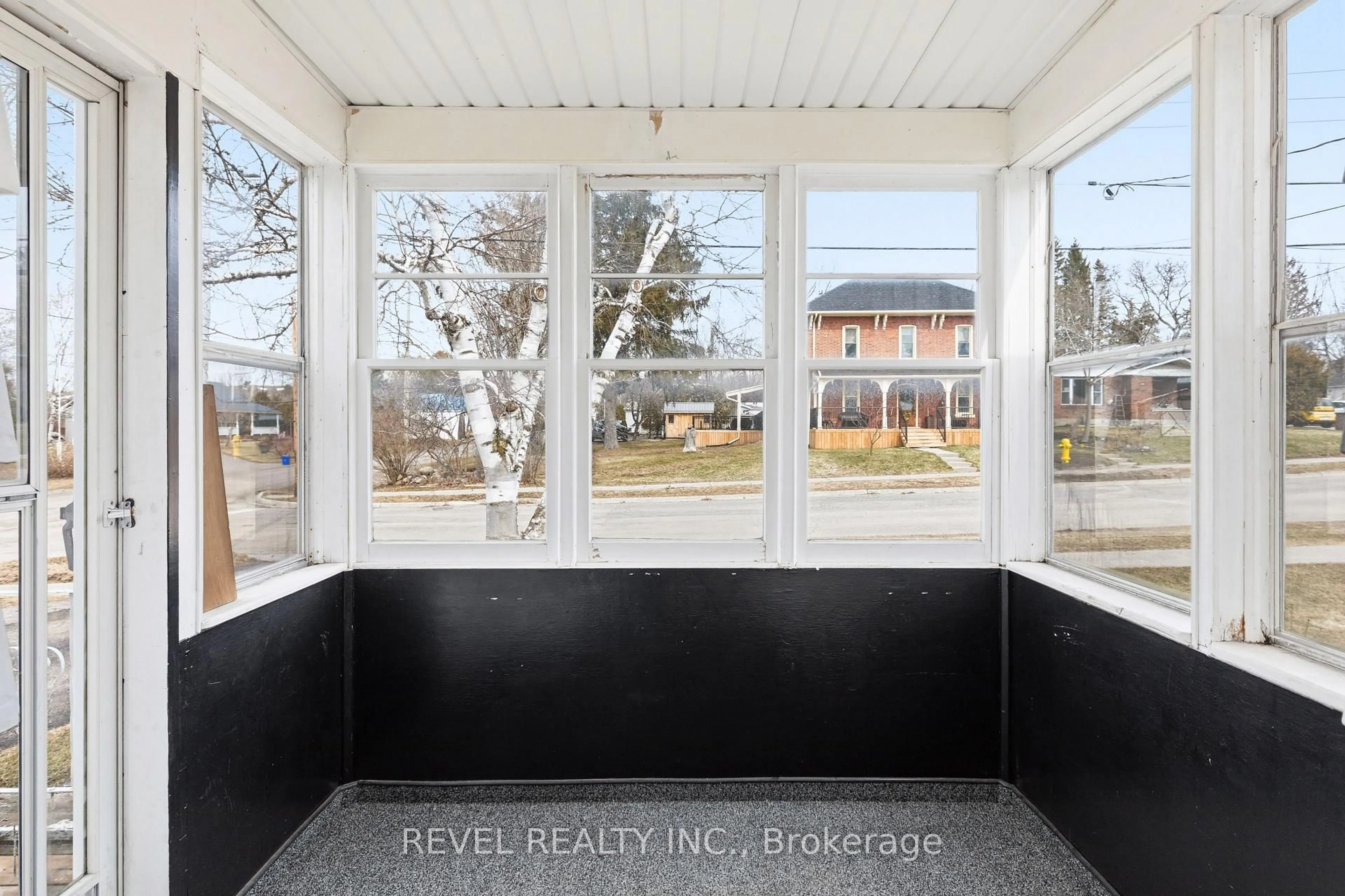 Patio, water/lake/river/ocean view for 35 KING St, Cramahe Ontario K0K 1S0