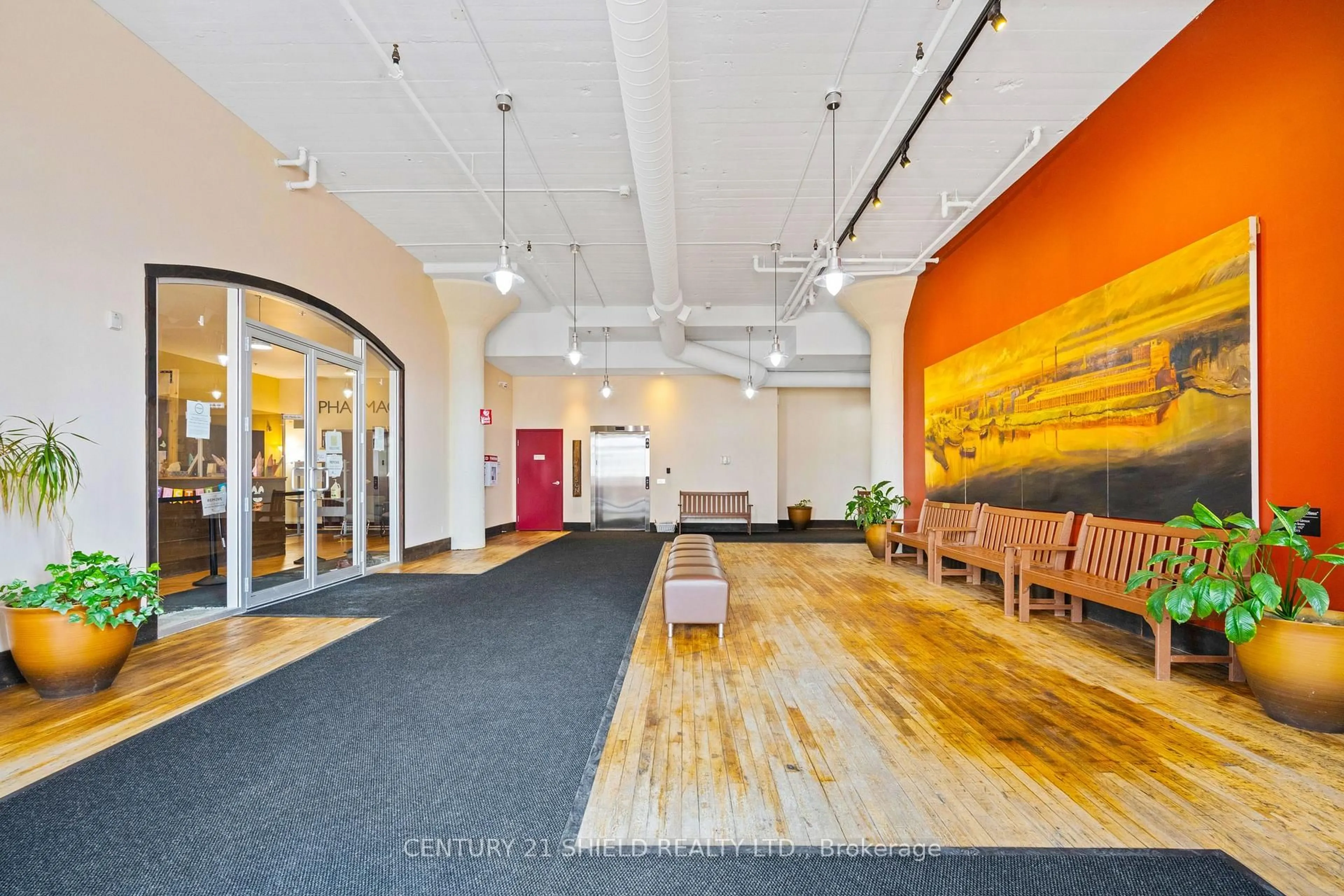 Indoor foyer for 703 Cotton Mill St #304, Cornwall Ontario K6H 0E7