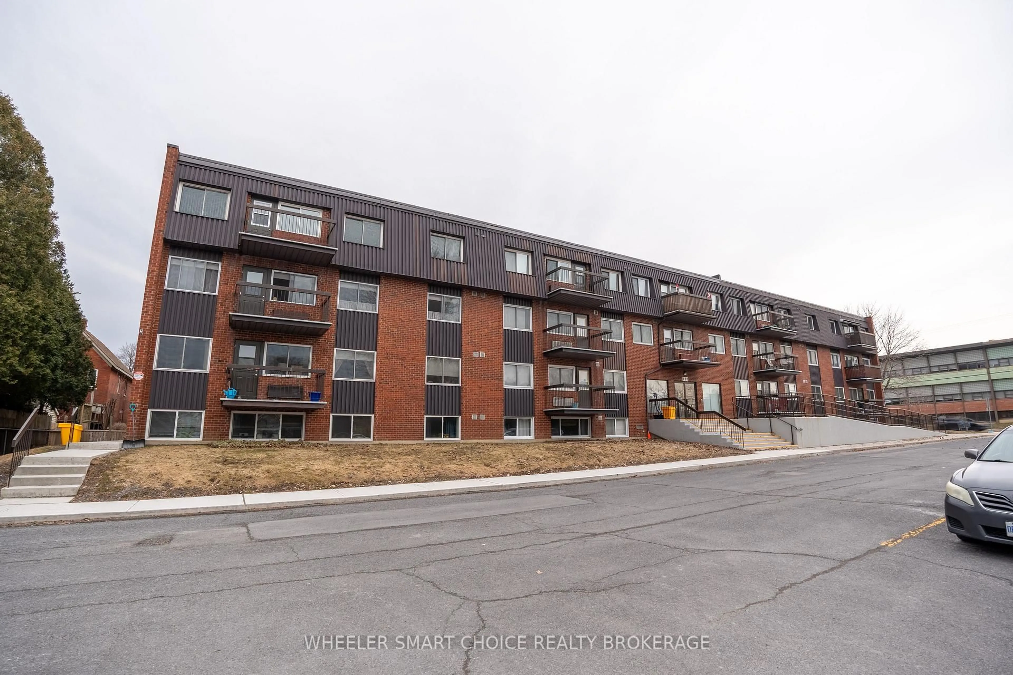 Unknown for 118 Fourth St #405, Cornwall Ontario K6H 2H9