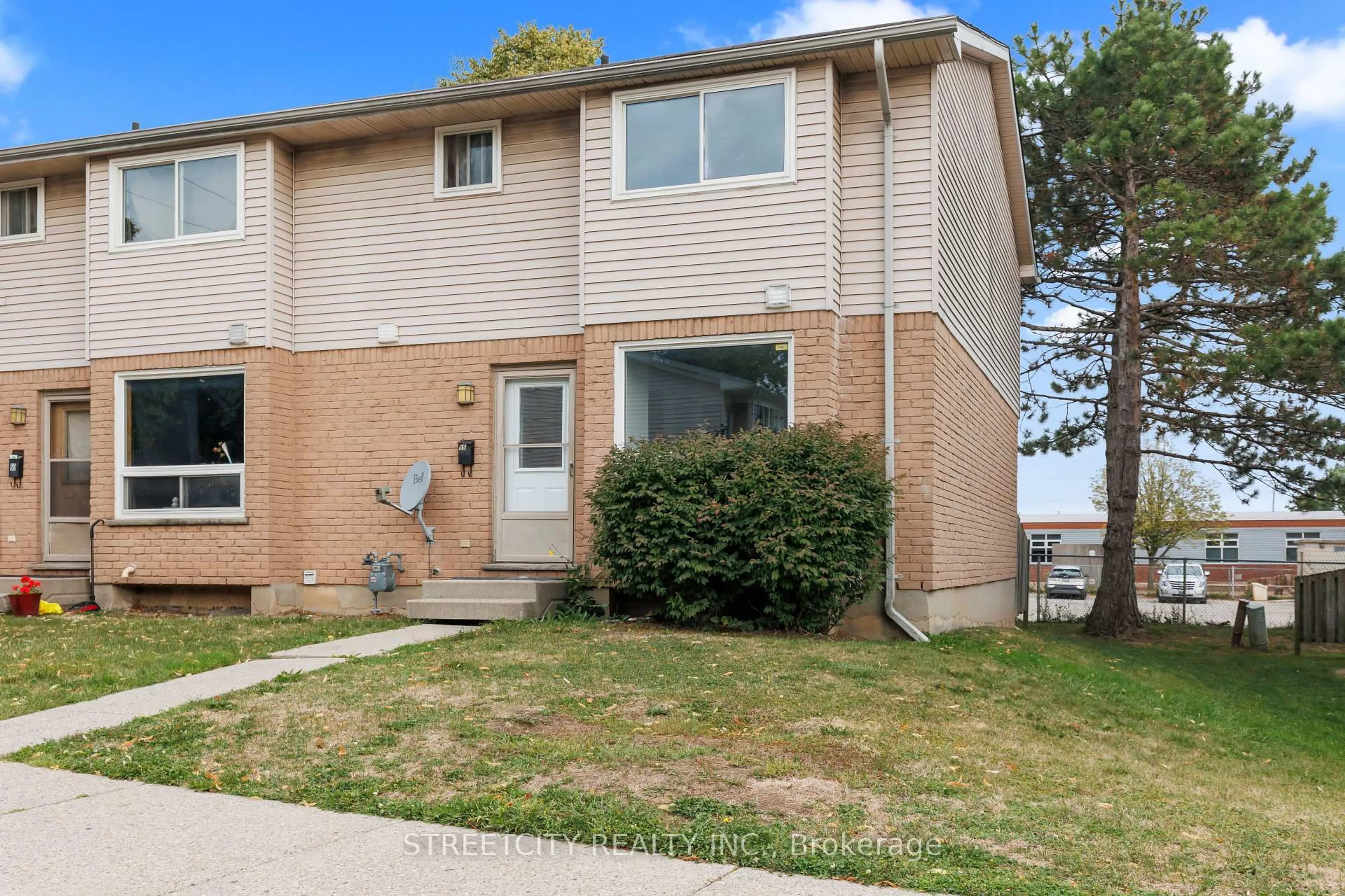 Home with vinyl exterior material, street for 550 Second St #59, London East Ontario N5V 3S3