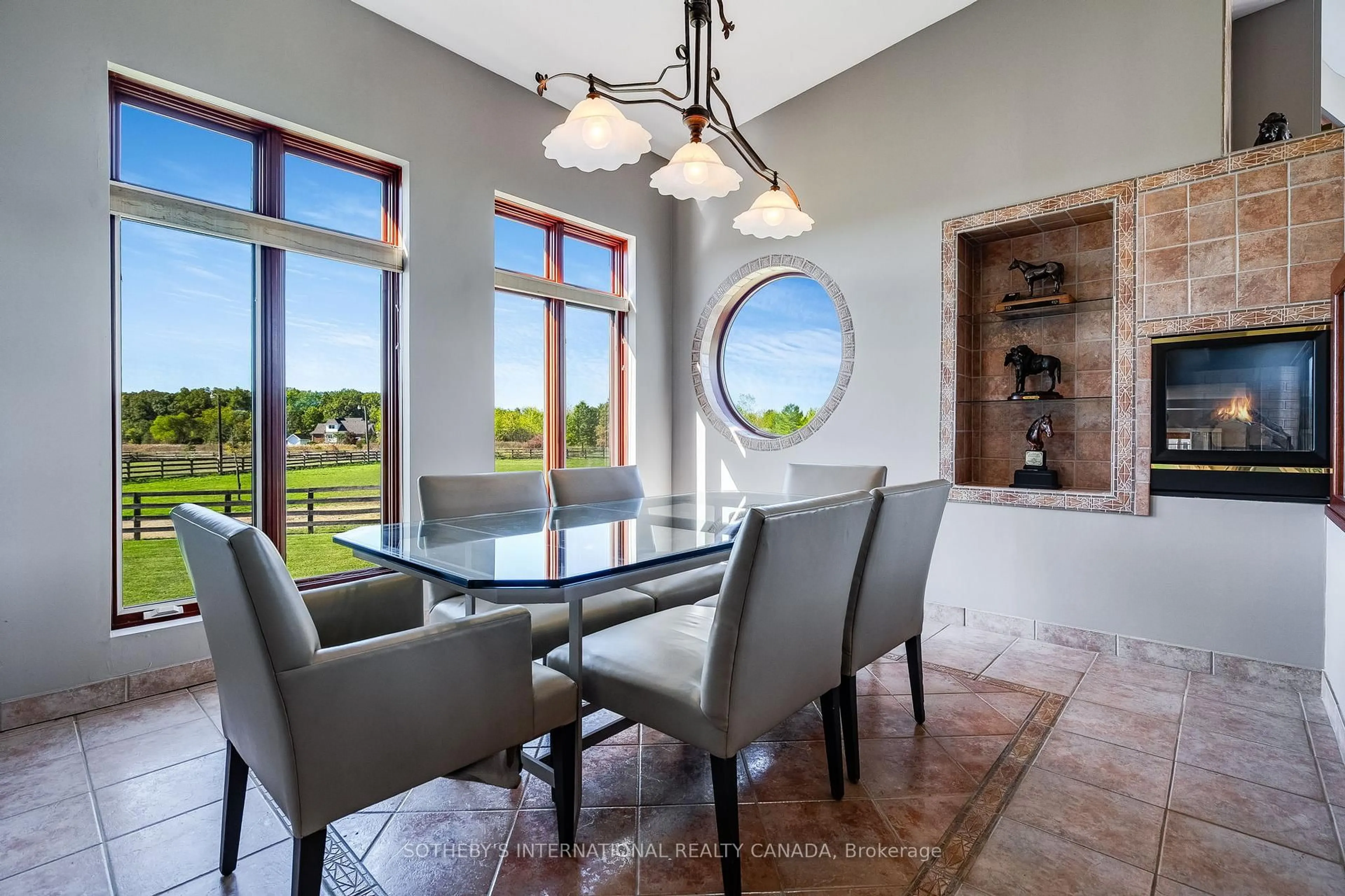 Dining room, ceramic/tile floor for 4965 4th Concession, Amherstburg Ontario N0R 1G0
