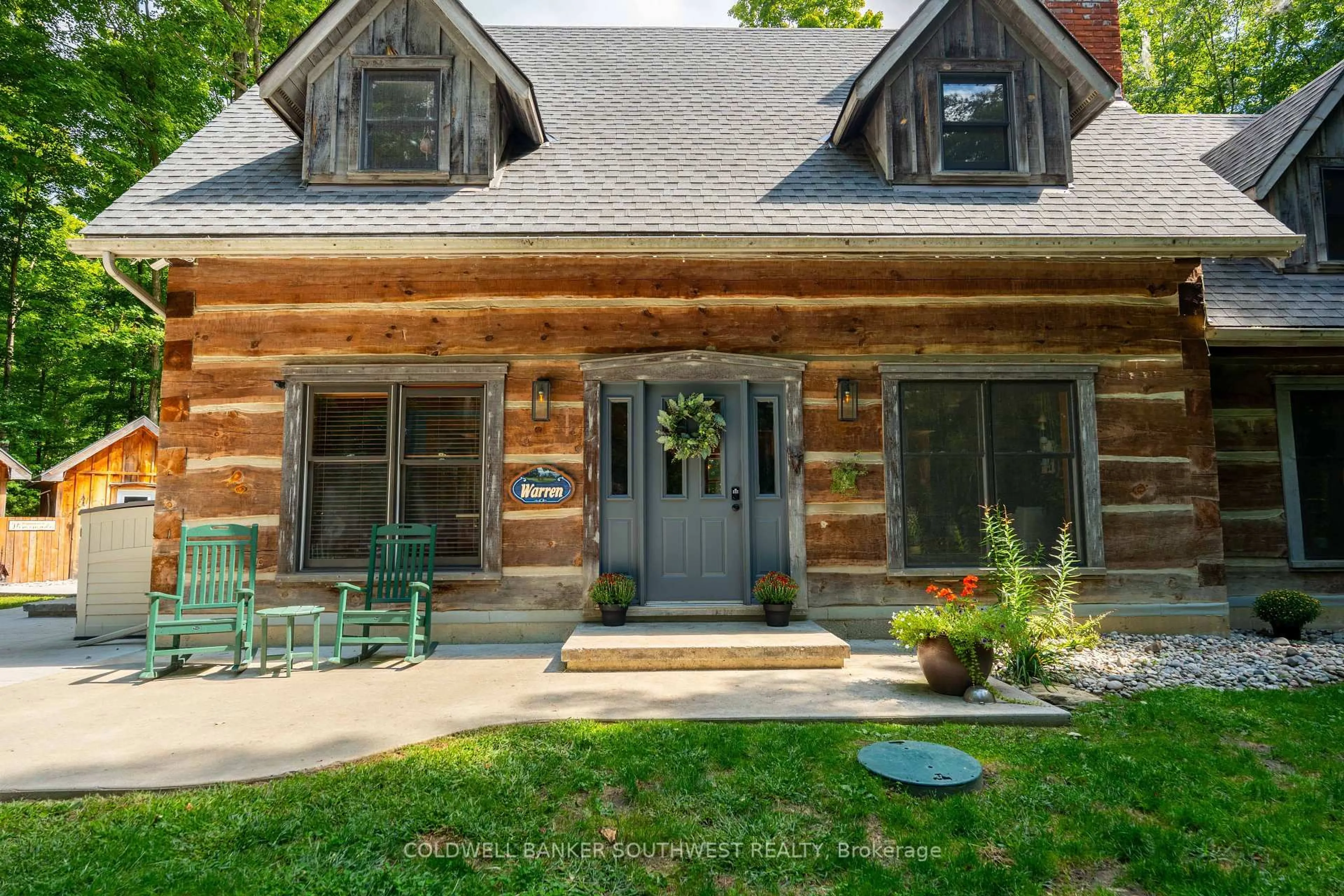 Home with brick exterior material, unknown for 5252 Egremont Rd, Plympton-Wyoming Ontario N0N 1E0