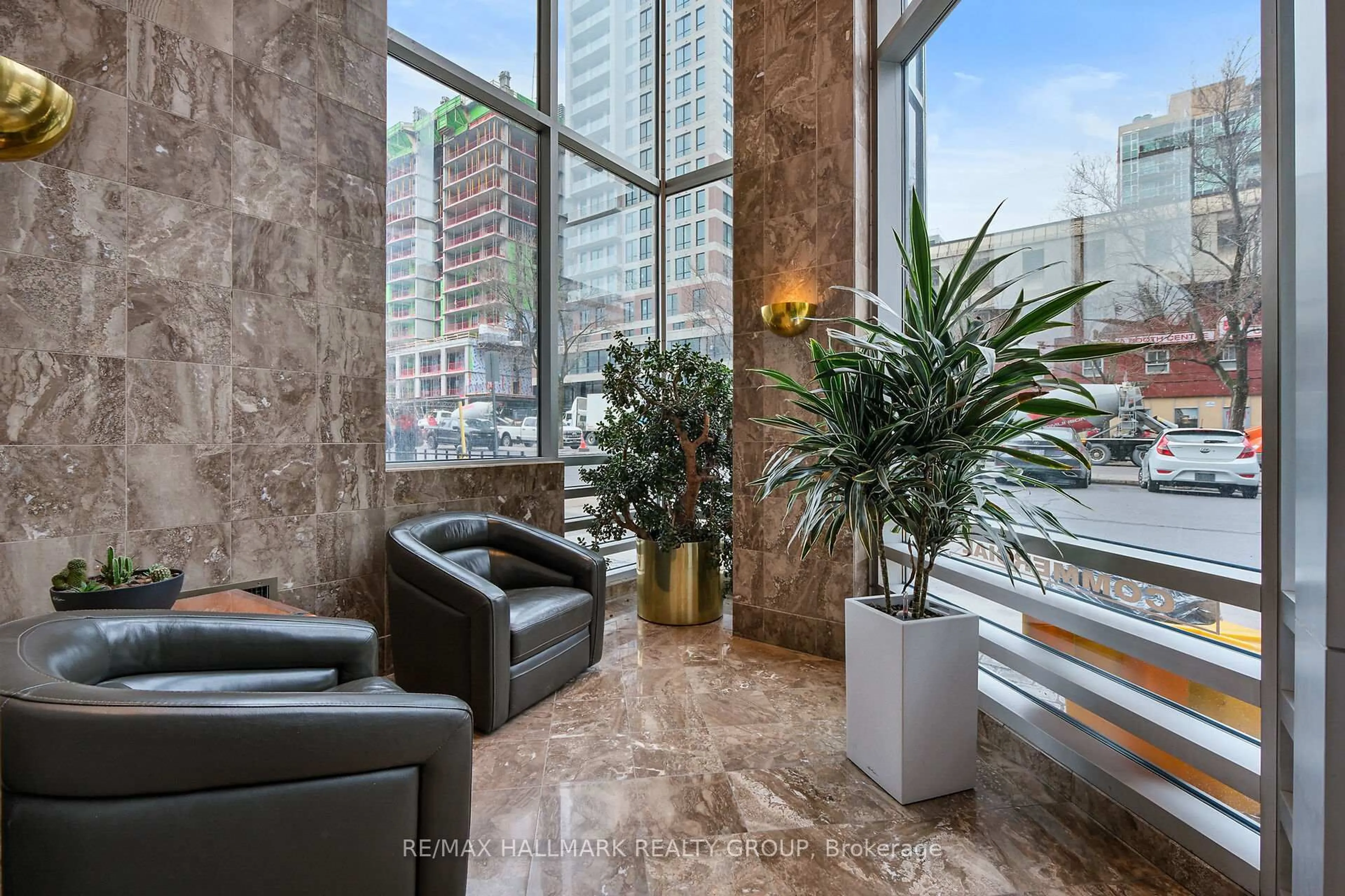 Lobby for 160 George St #1404, Ottawa Ontario K1N 9M2