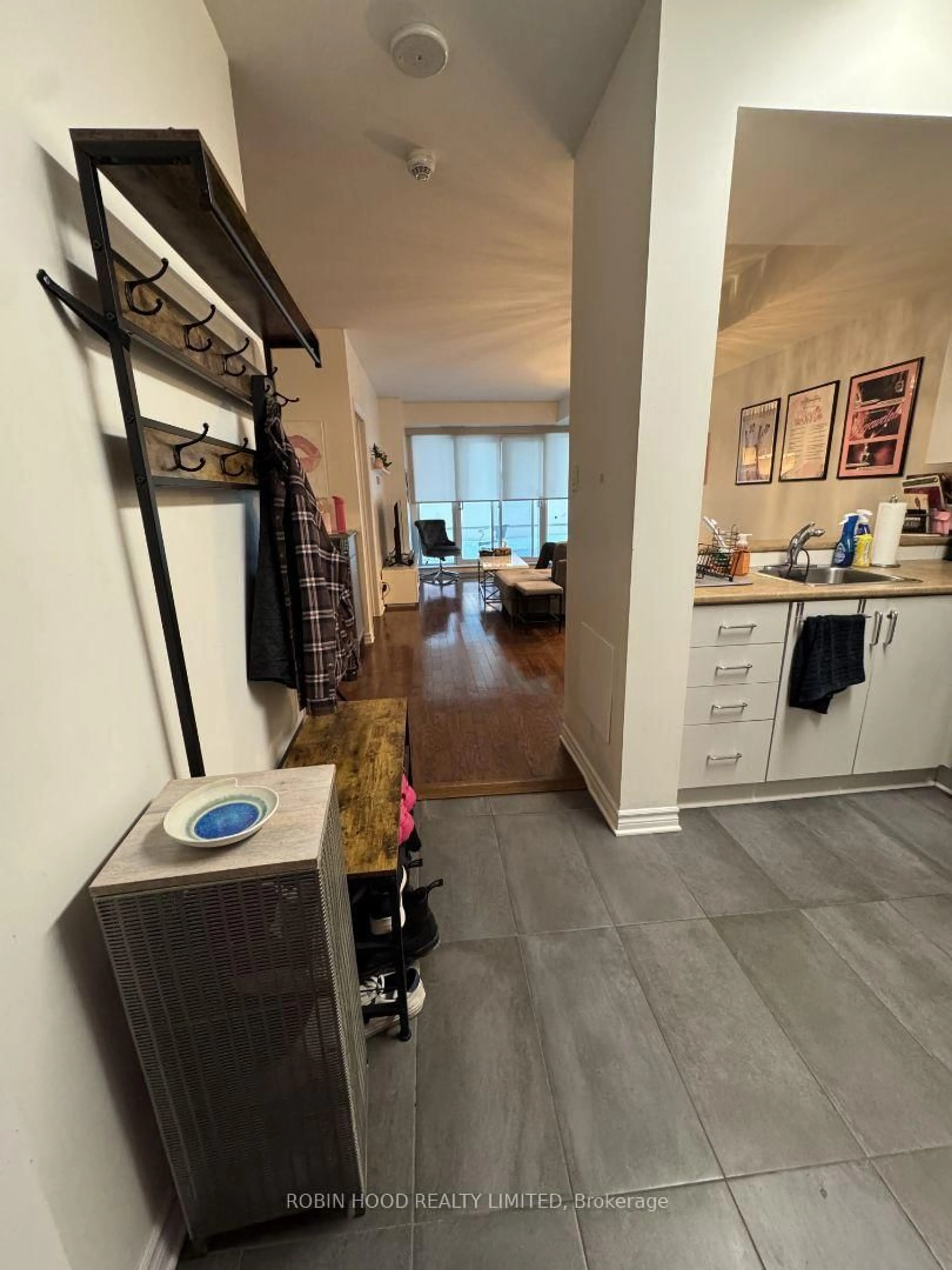 Unknown for 200 Rideau St #Unit 201, Ottawa Ontario K1N 5Y1