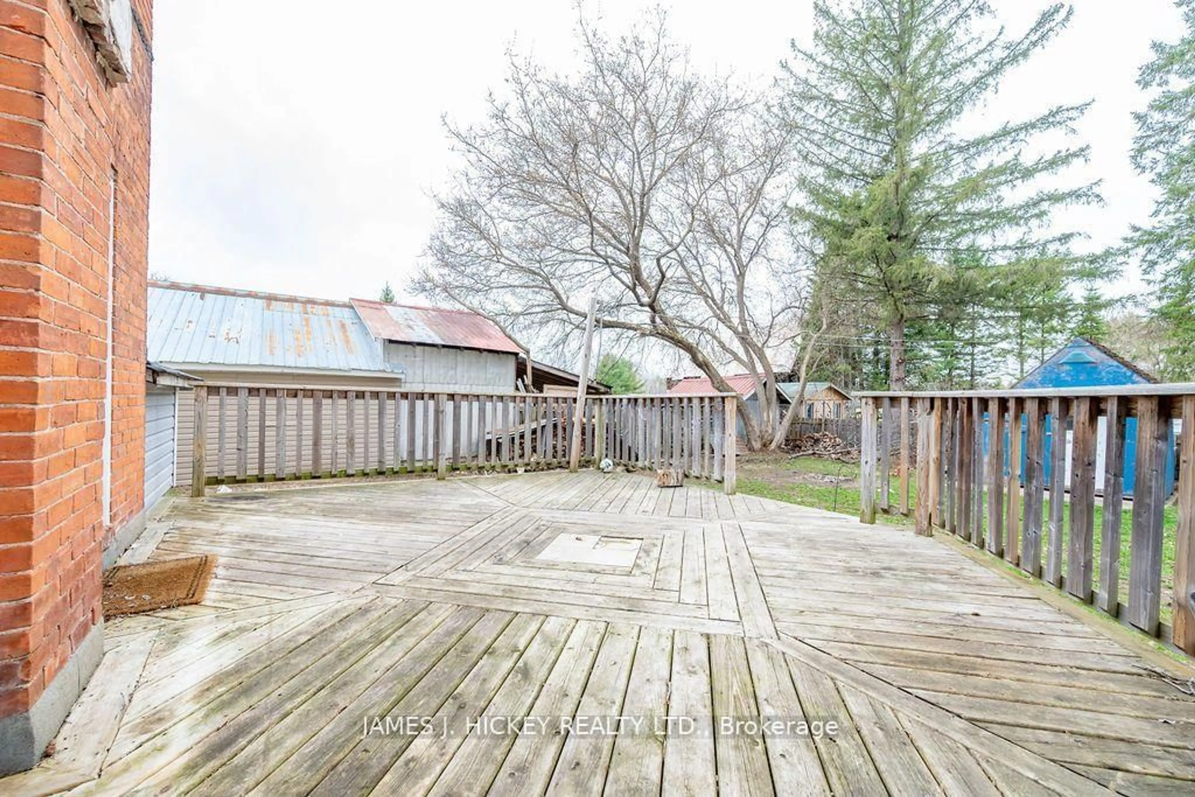 Patio, street for 20 Main St, Chalk River Ontario K0J 1J0