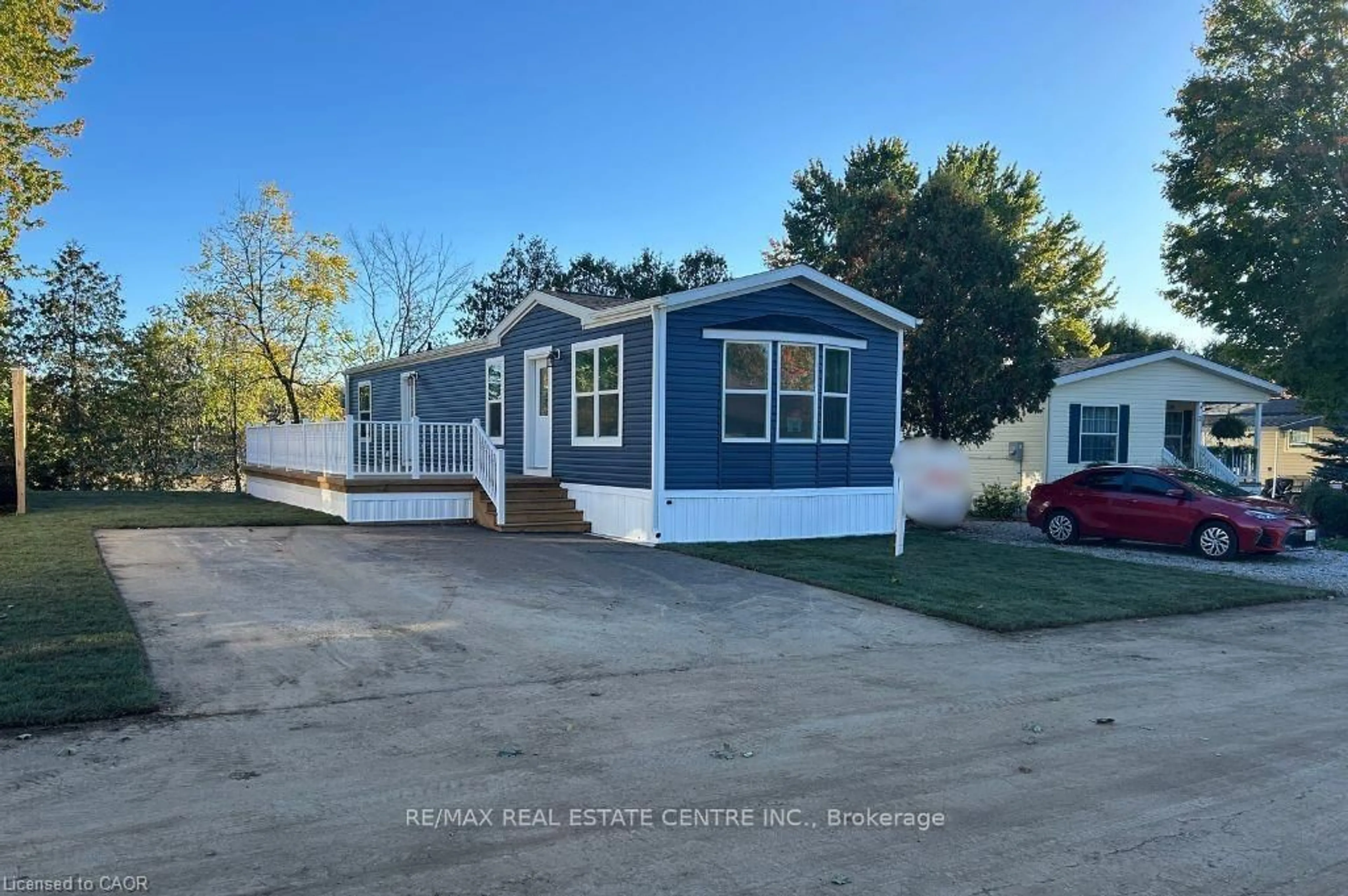 Home with vinyl exterior material, street for 24 MacPherson Cres, Hamilton Ontario N0B 2J0