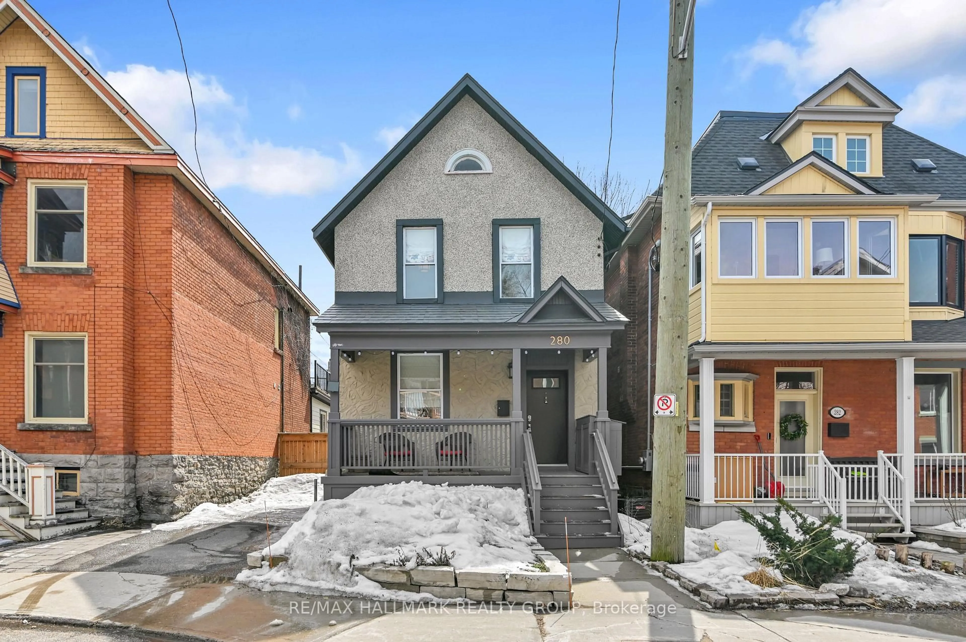Home with brick exterior material, street for 280 Flora St, Ottawa Ontario K1R 5S3