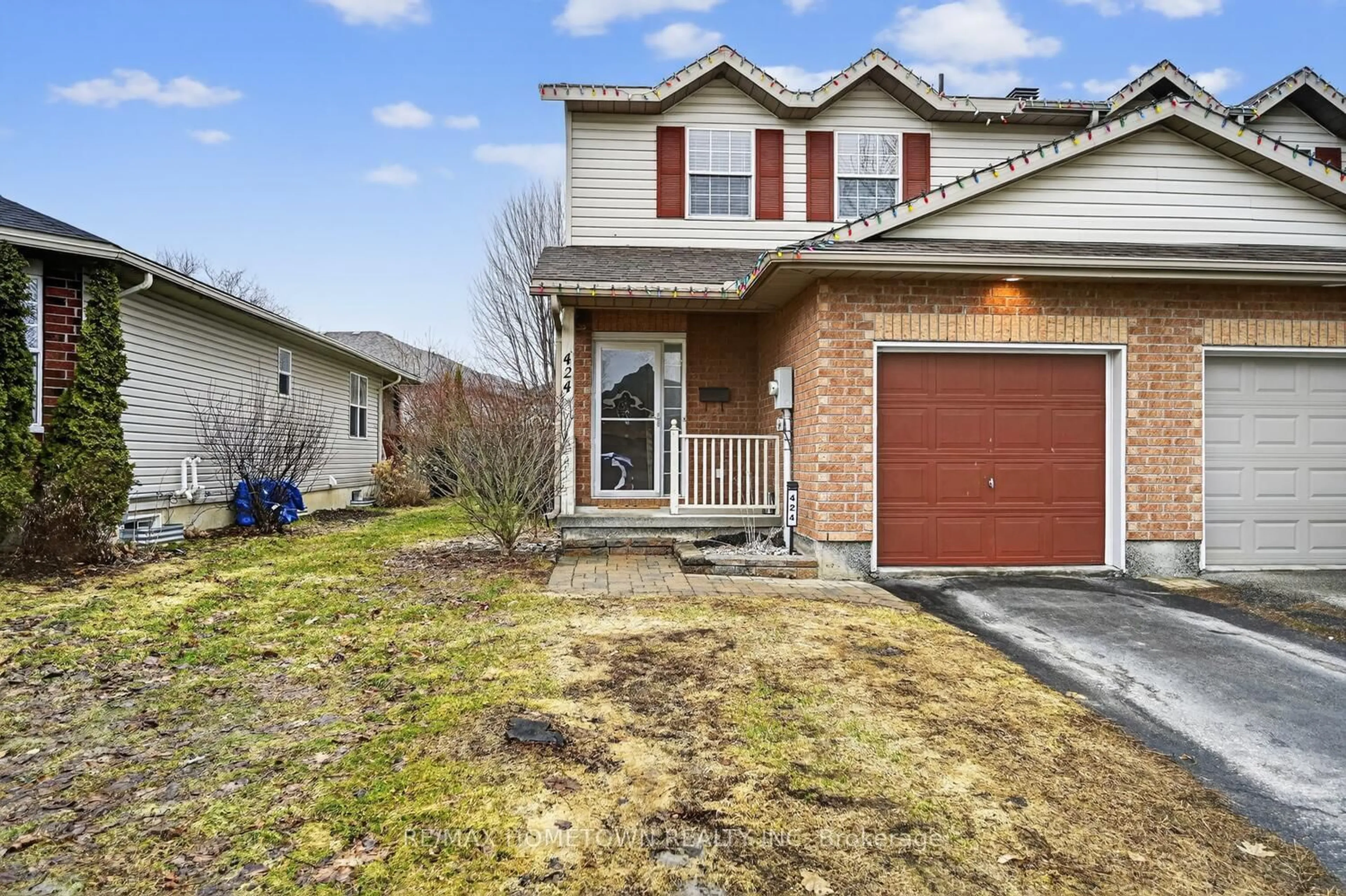 Home with brick exterior material, street for 424 Pearl St, Brockville Ontario K6V 7L6