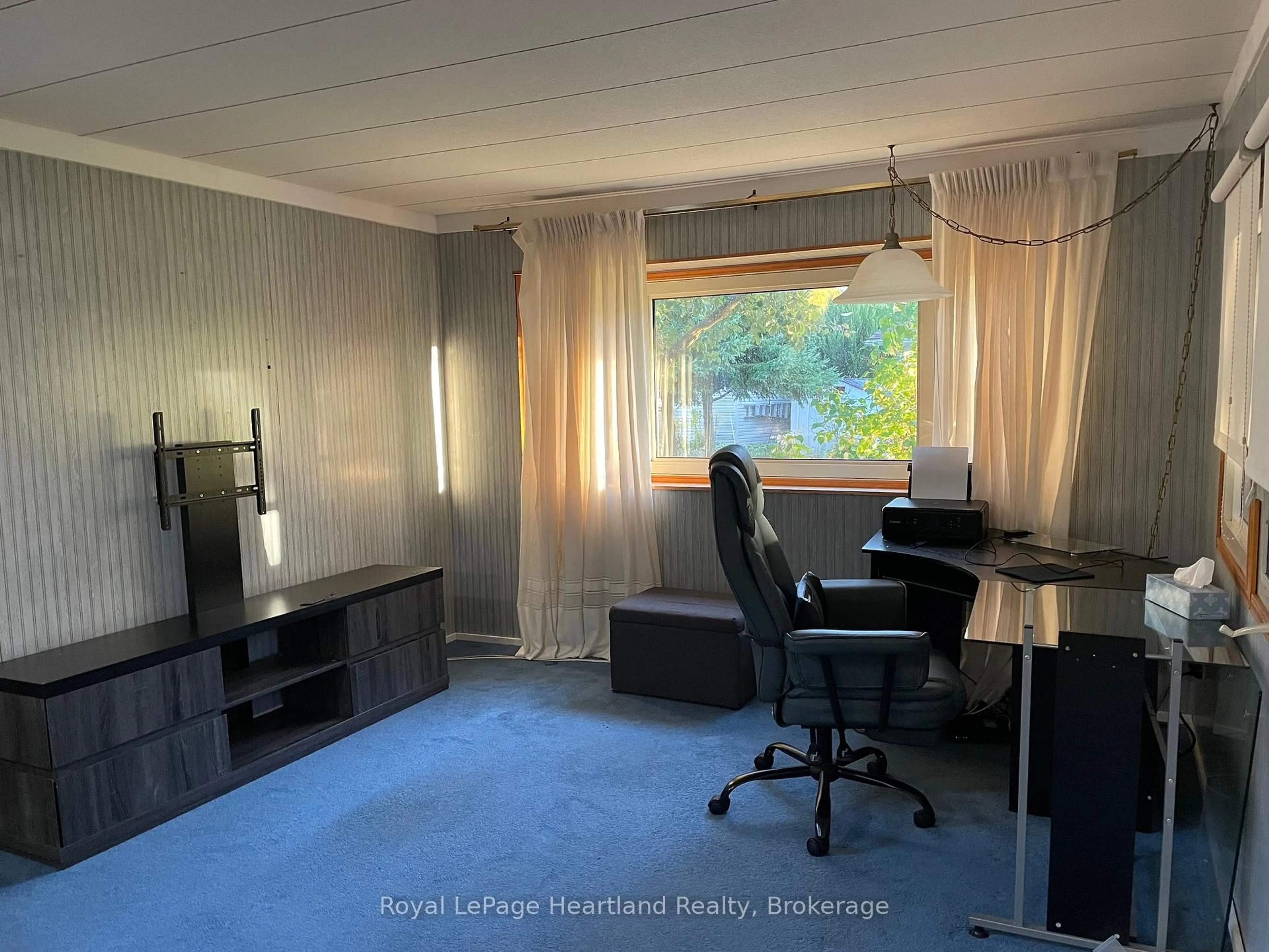 A pic of a room for 36 SUTTON Dr, Ashfield-Colborne-Wawanosh Ontario N7A 3Y3