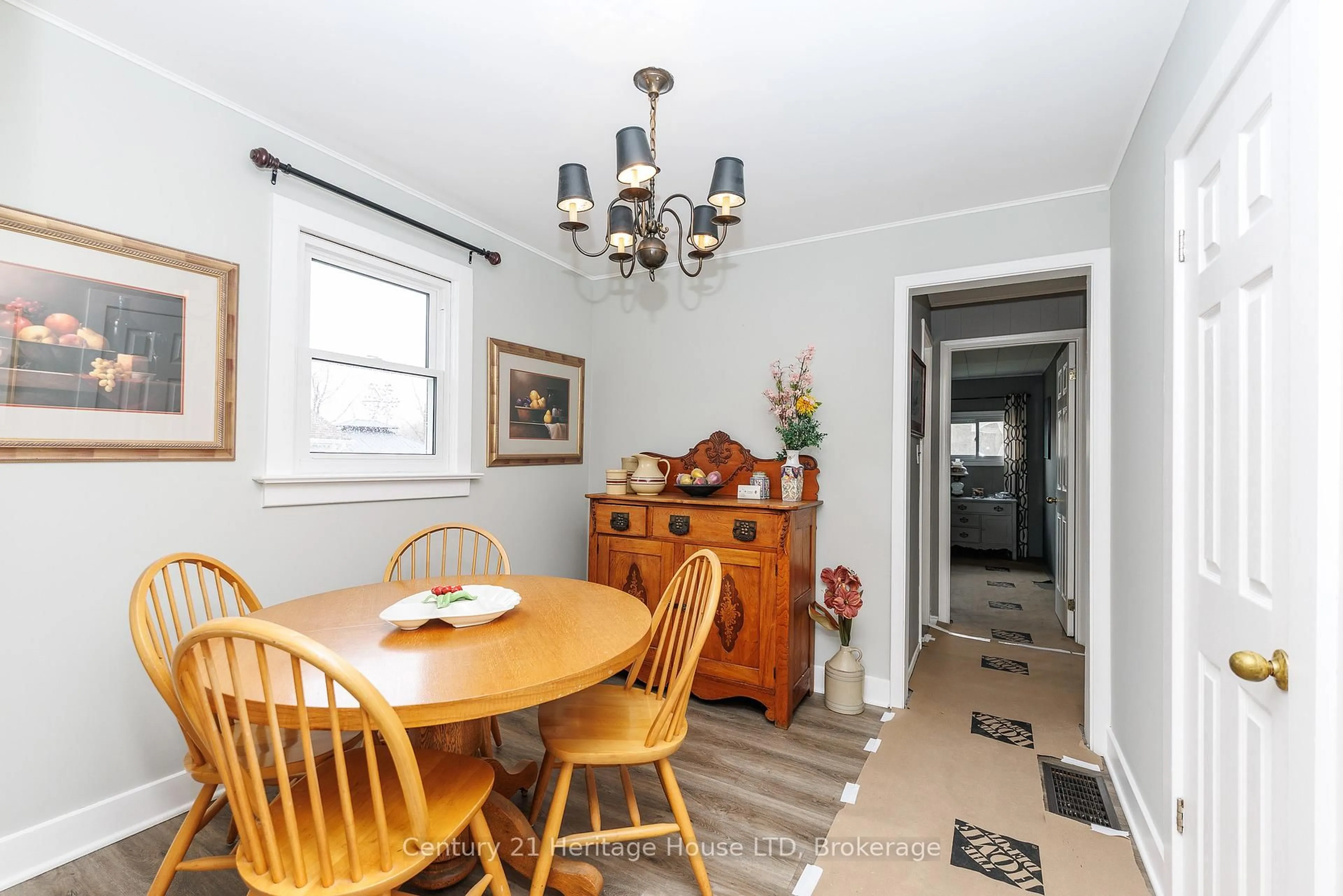 Dining room, unknown for 3608 East Main St, Fort Erie Ontario L0S 1S0