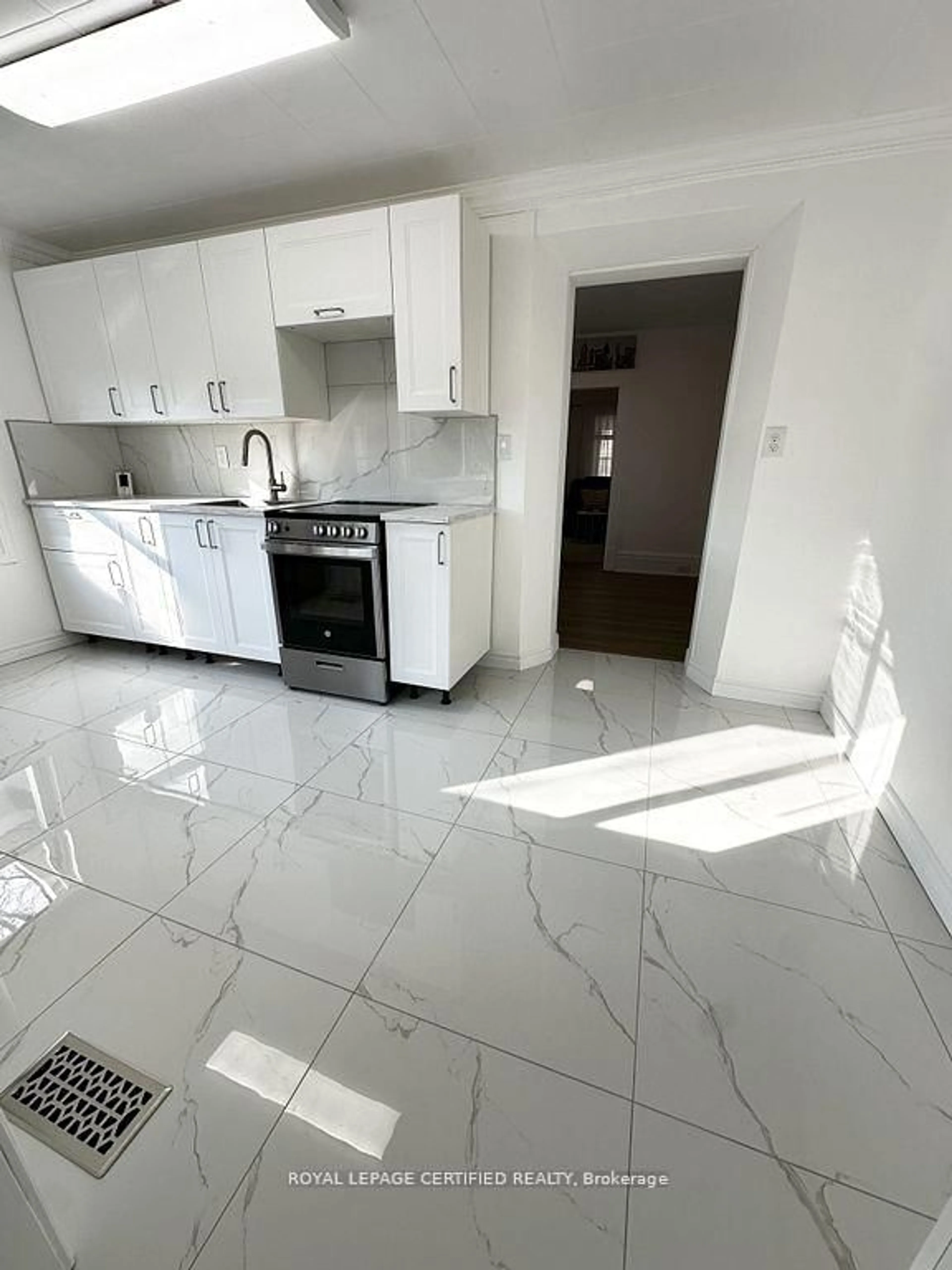 Unknown for 201 Station St, Belleville Ontario K8N 2T5