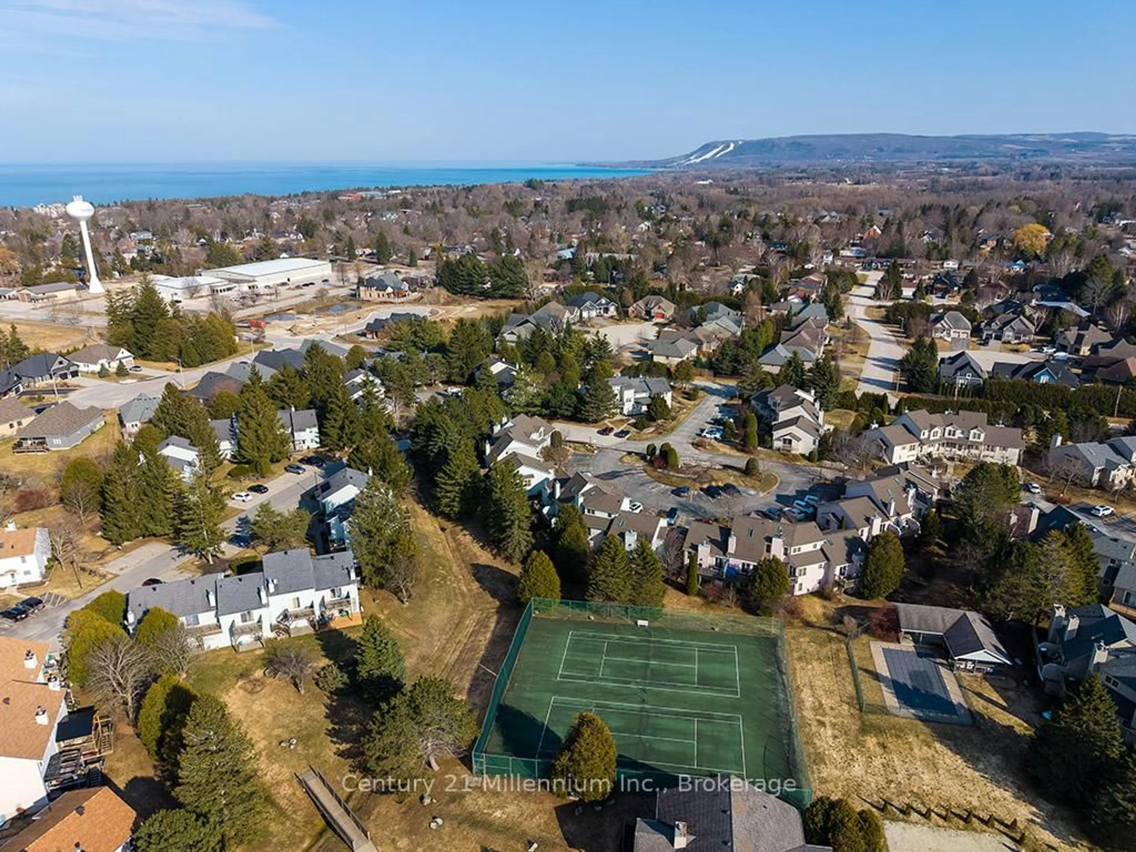 A pic from outside/outdoor area/front of a property/back of a property/a pic from drone, mountain view for 150 Victoria St #122, Blue Mountains Ontario N0H 2P0