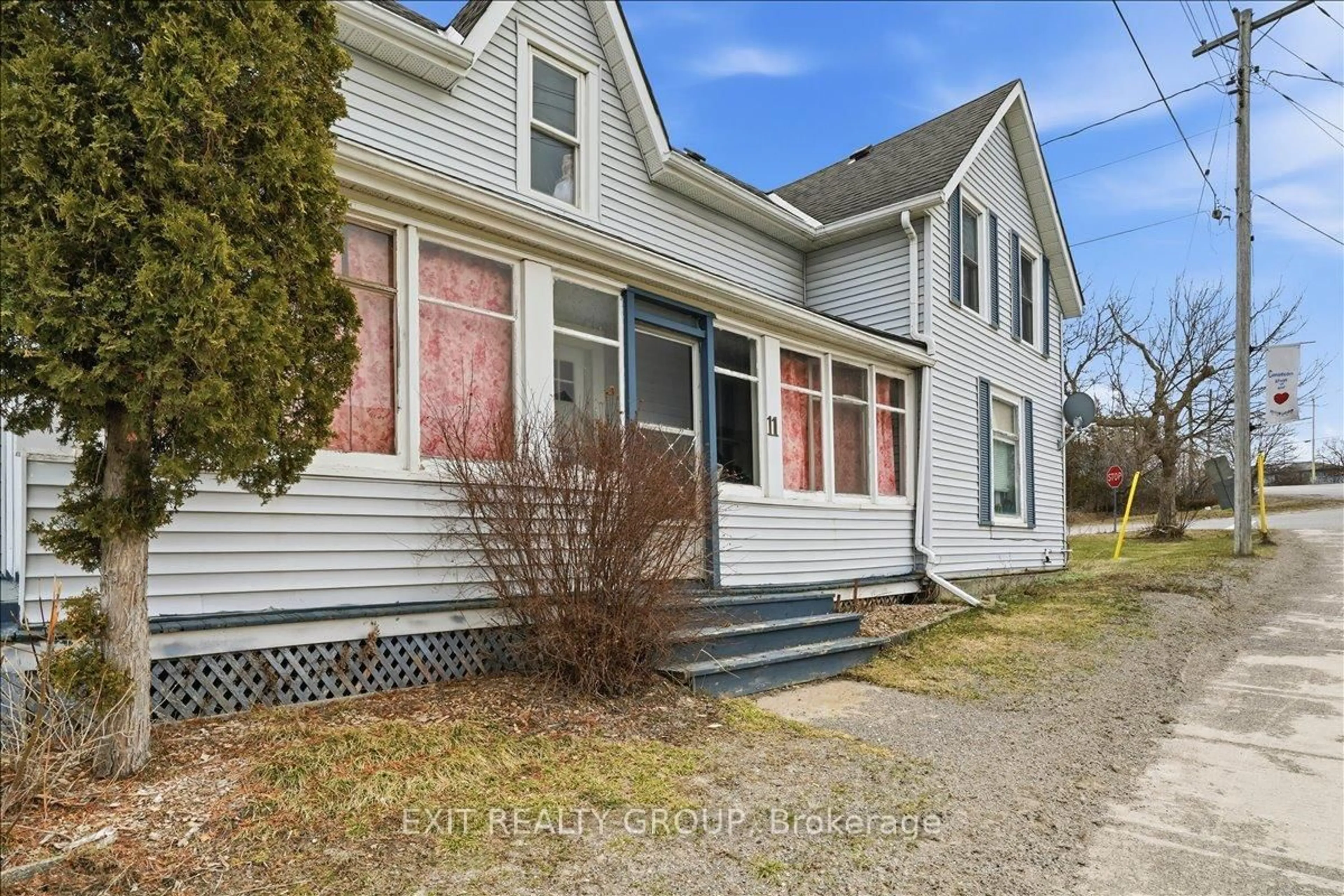 Unknown for 11 Consecon Main St, Prince Edward County Ontario K0K 1T0