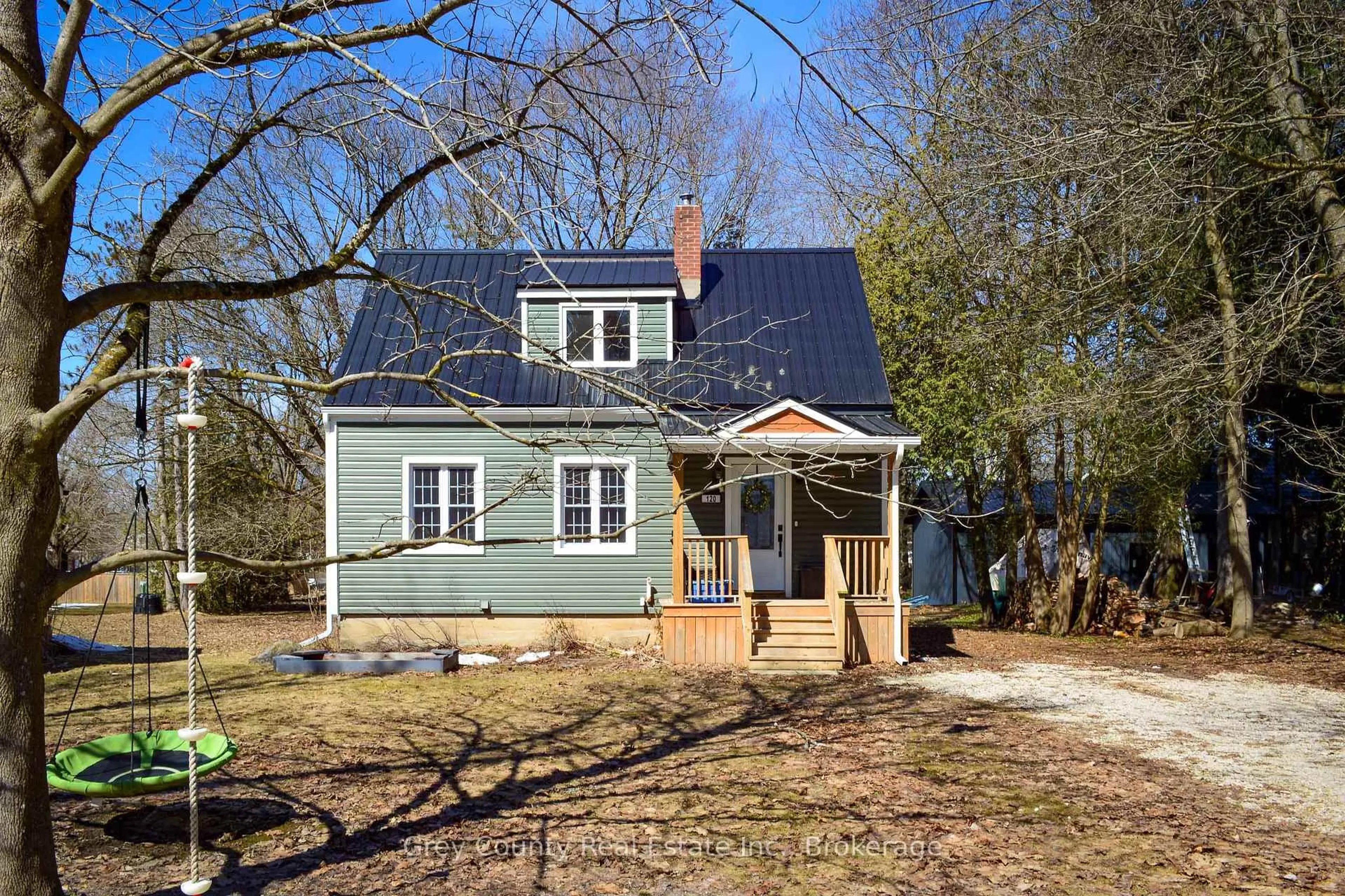 Unknown for 120 Mark St, Grey Highlands Ontario N0C 1H0