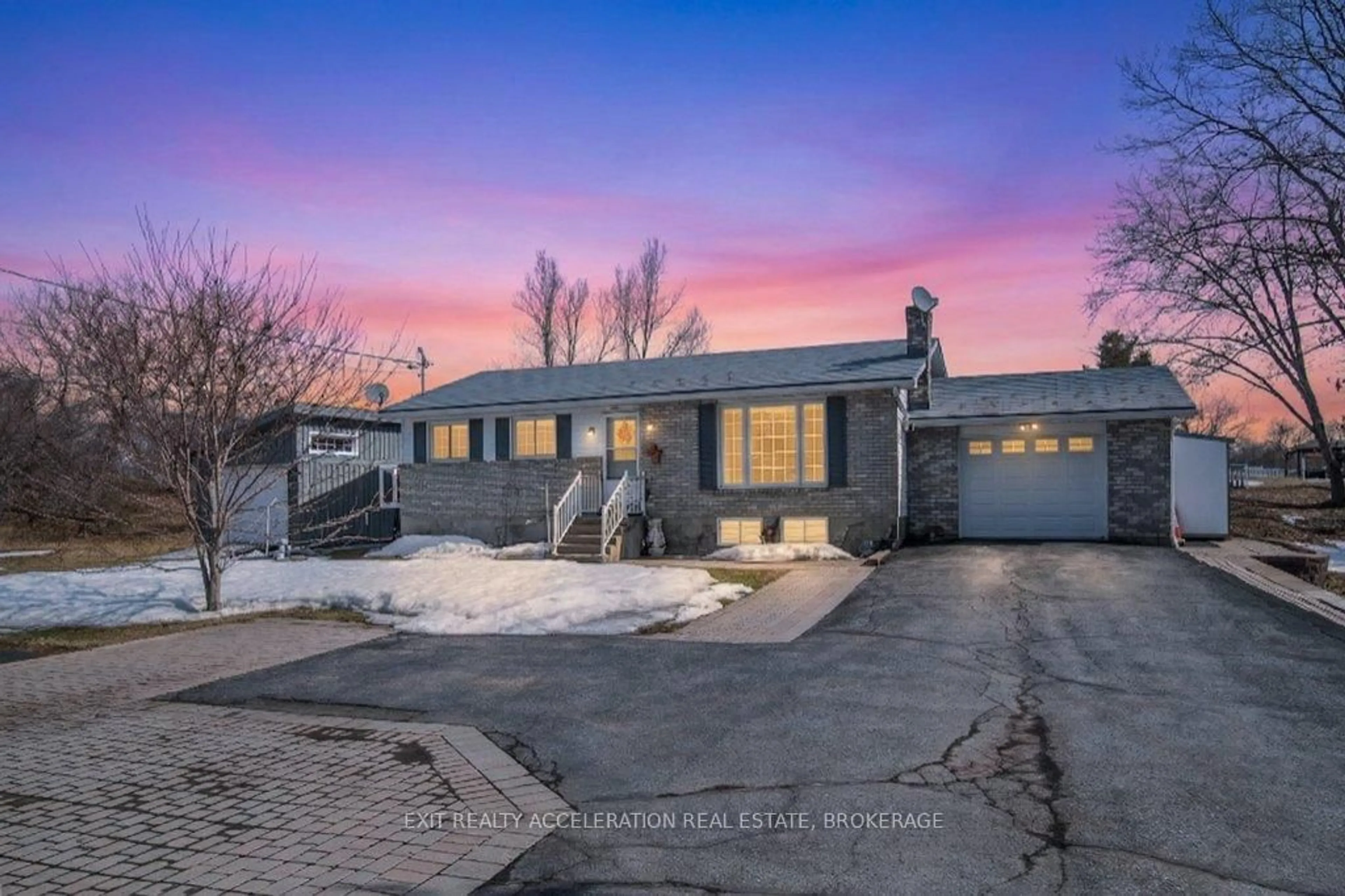 Unknown for 34 Concession St, Tamworth Ontario K0K 3G0