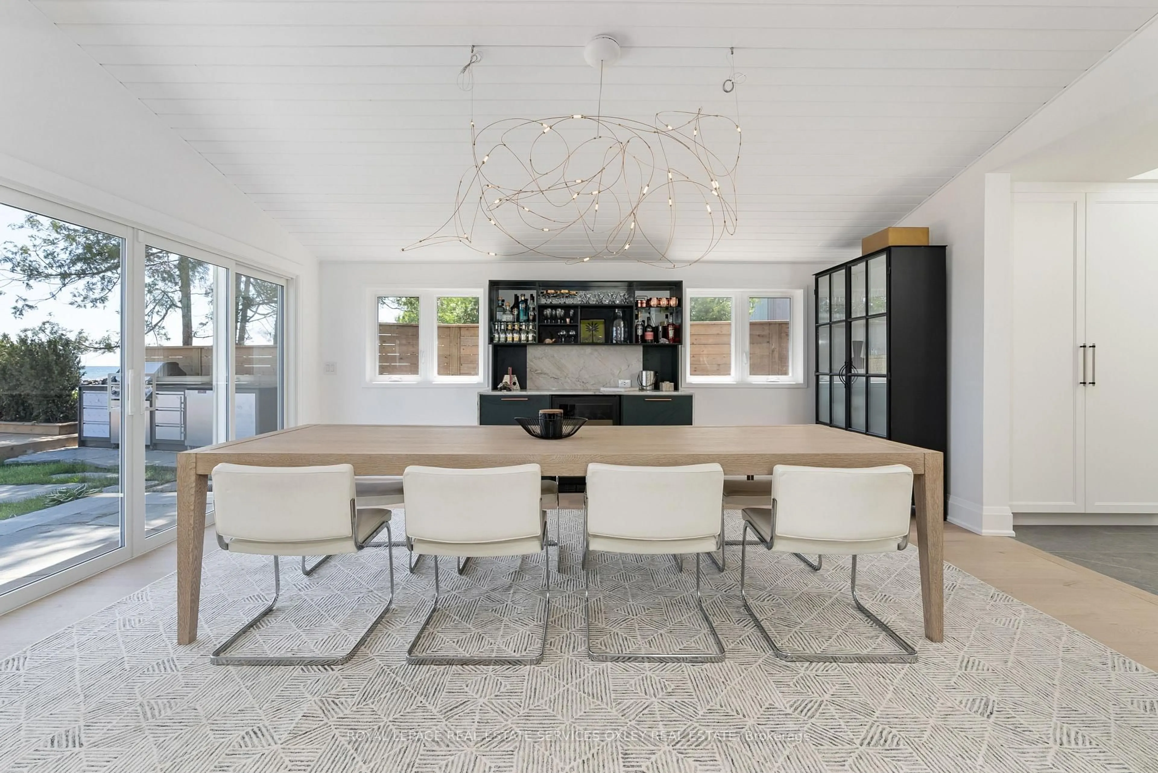 Unknown for 137 Bayview Ave, Blue Mountains Ontario N0H 1J0