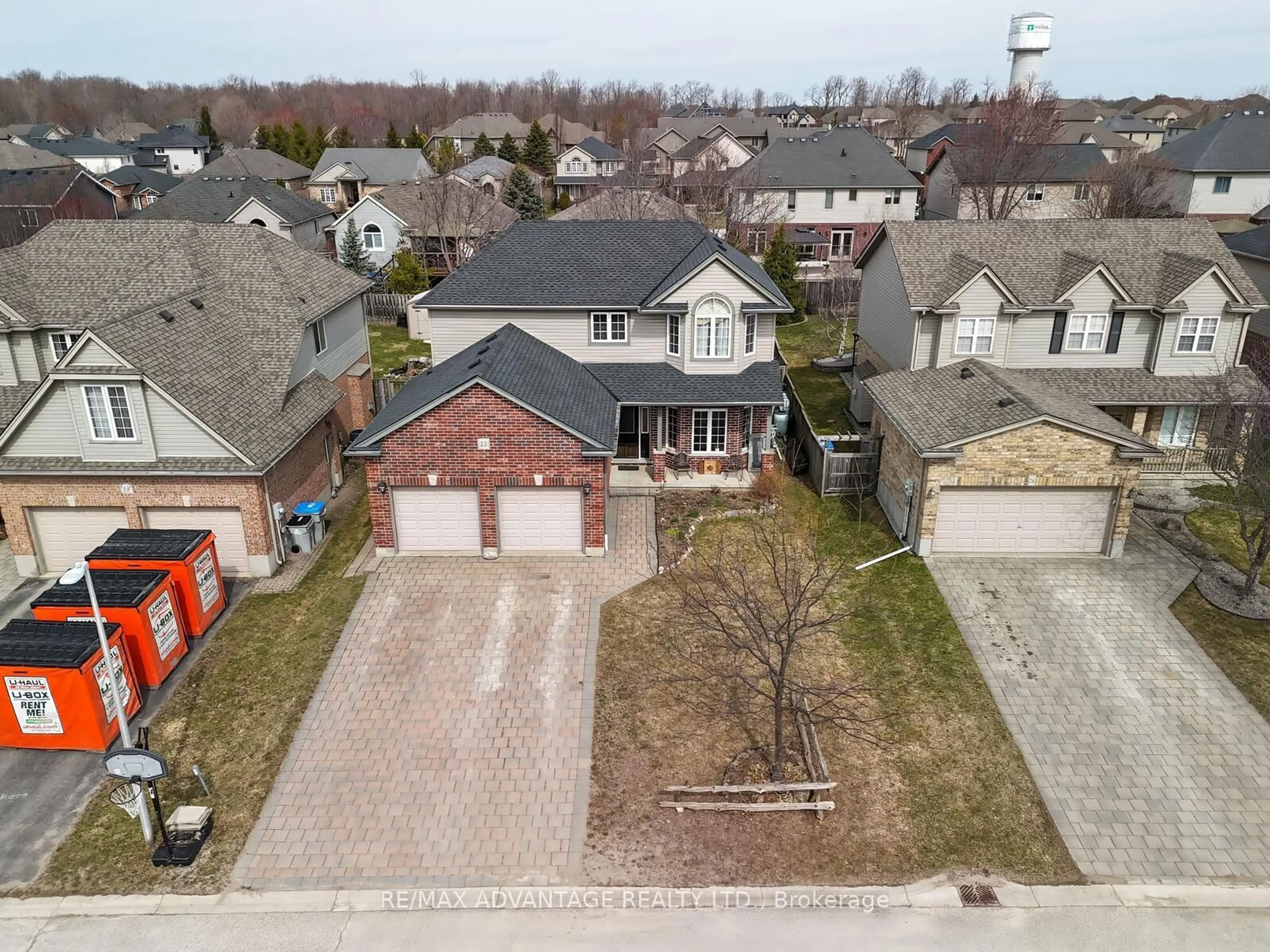 A pic from outside/outdoor area/front of a property/back of a property/a pic from drone, street for 22 Periwinkle Dr, Middlesex Centre Ontario N0M 2A0