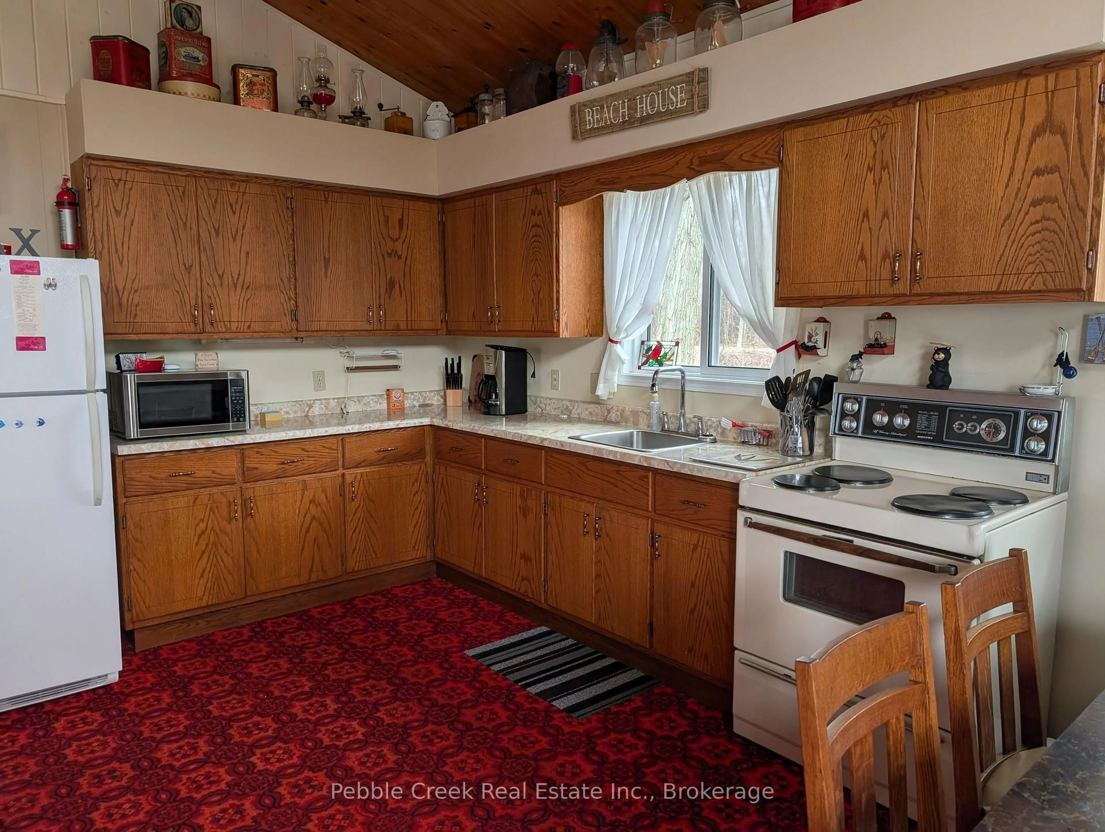 Standard kitchen, unknown for 84163 Upper Rd, Ashfield-Colborne-Wawanosh Ontario N7A 3X9