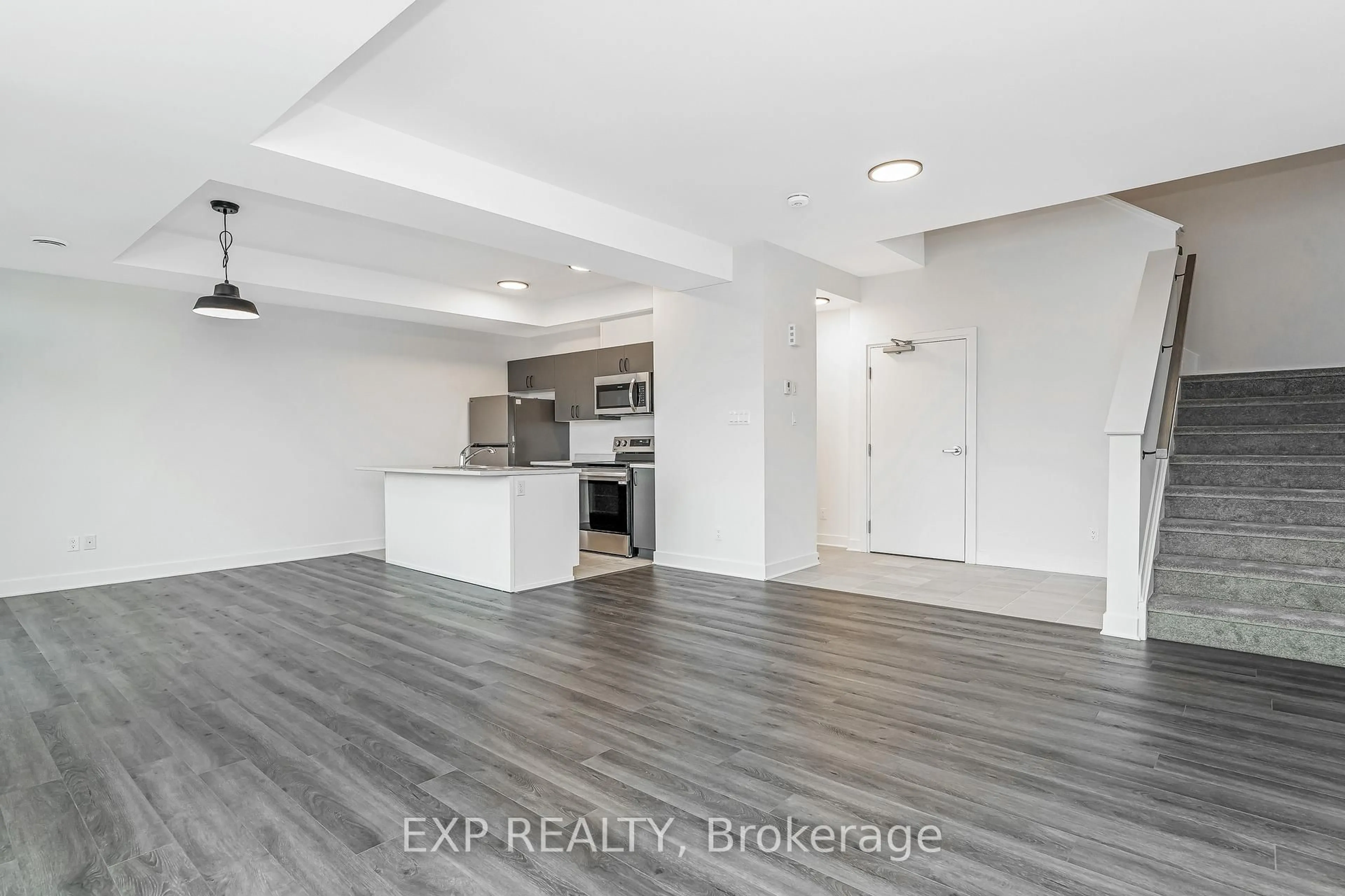 A pic of a room for 230 Pingwi Pl #K, Metcalfe Ontario K0A 2P0