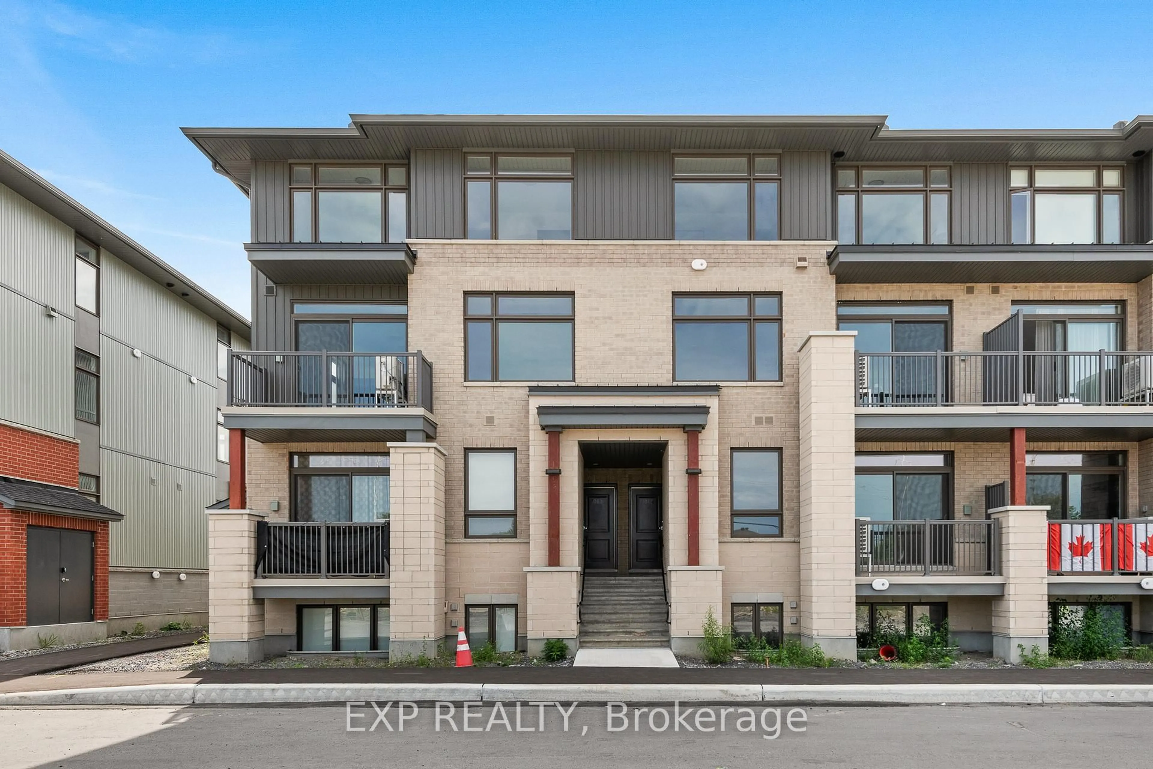 Unknown for 1005 Silhouette Private, Ottawa Ontario K2J 4S3