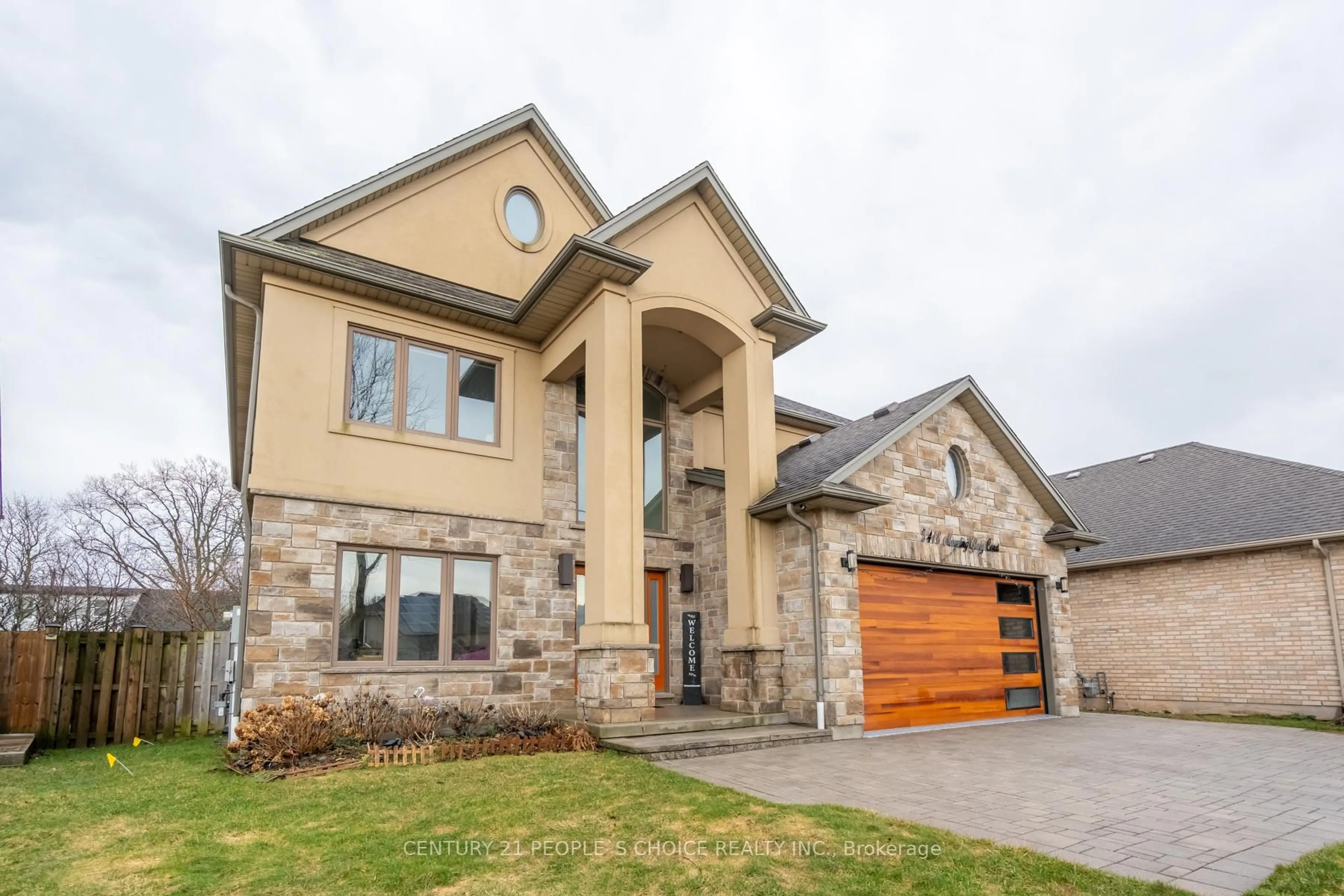 Home with brick exterior material, street for 5418 Morning Glory Crt, Niagara Falls Ontario L2J 0A3