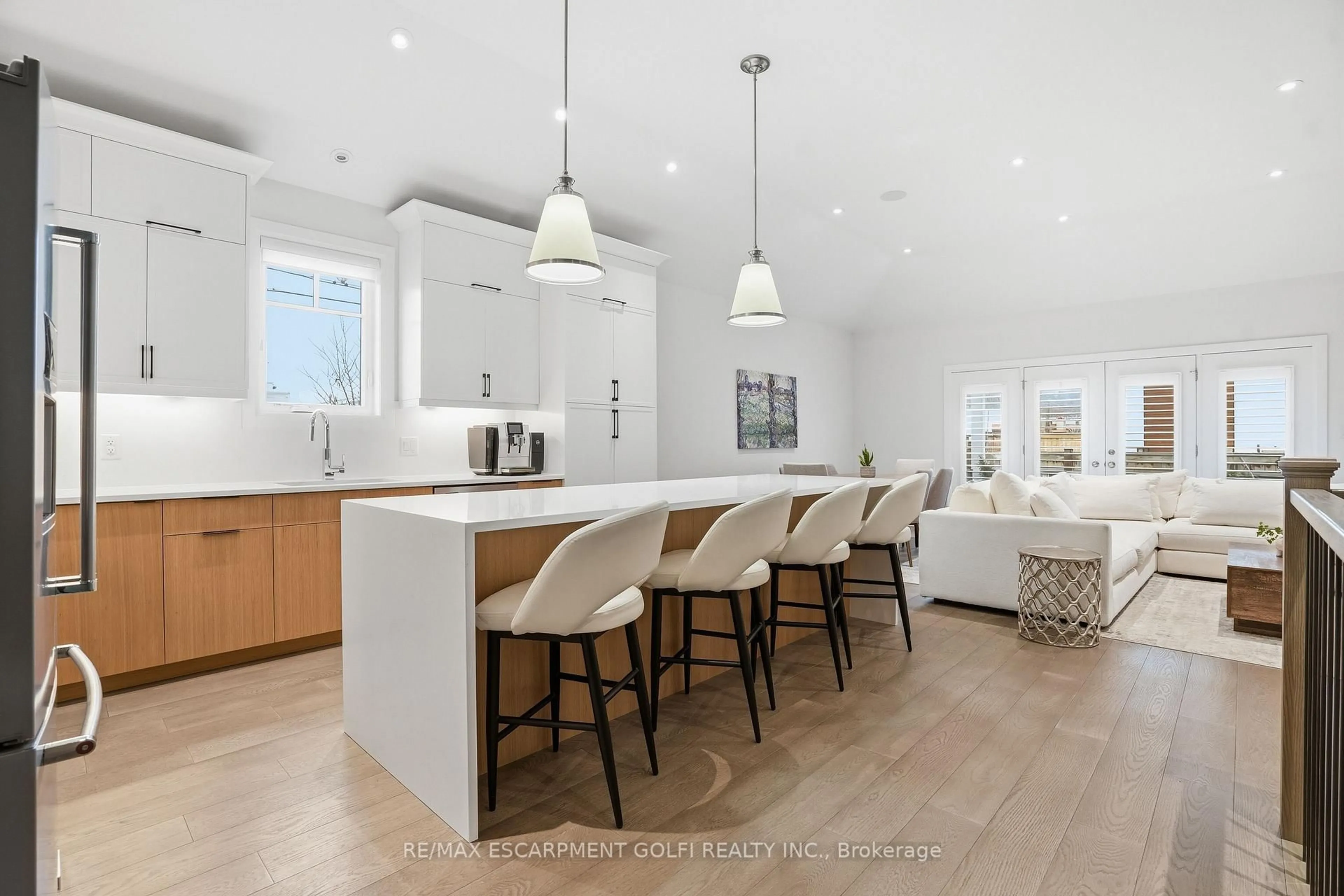 Open concept kitchen, unknown for 16 MILLS Lane, Niagara-on-the-Lake Ontario L0S 1J1