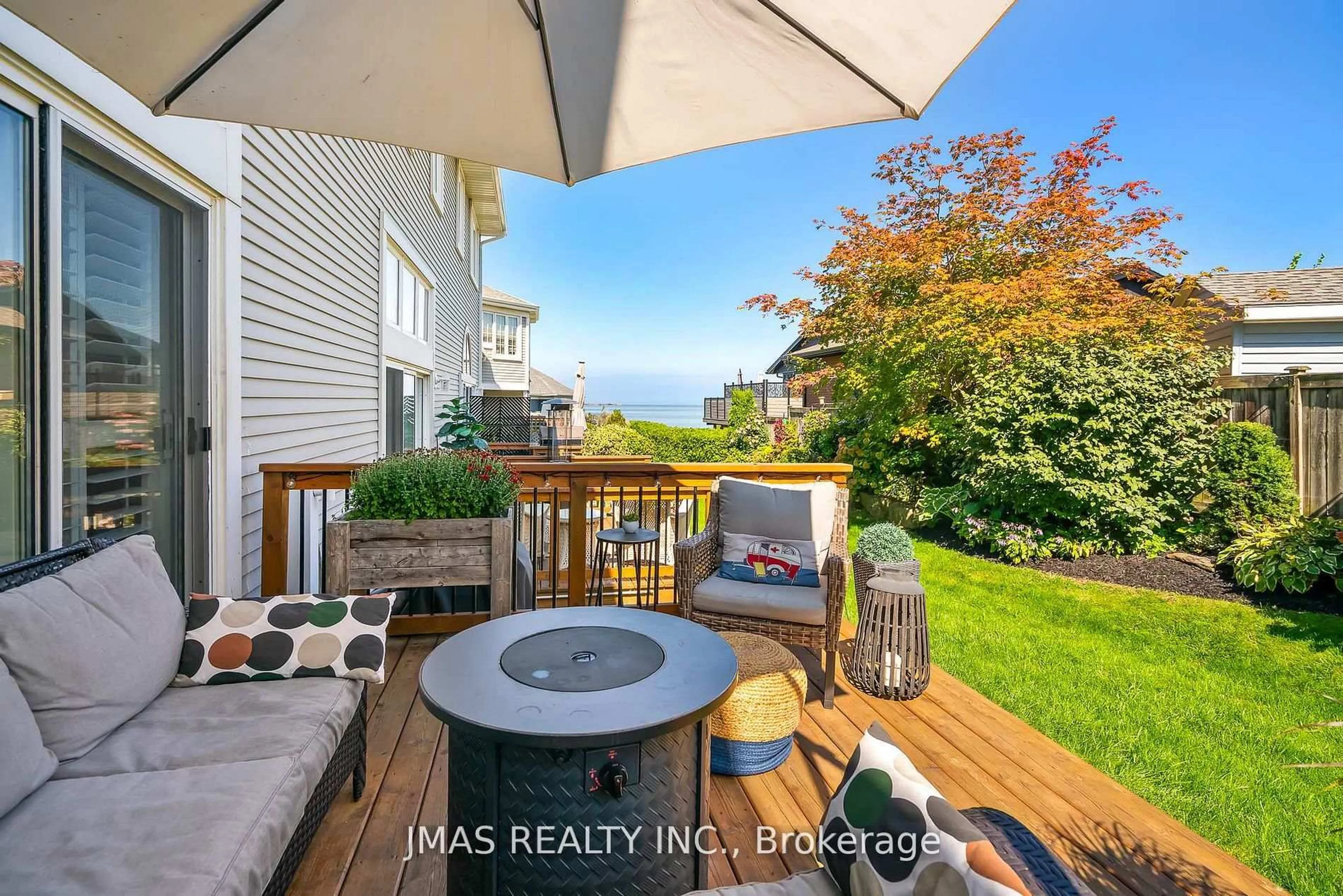 Patio, water/lake/river/ocean view for 5 LAKESIDE Dr #26, St. Catharines Ontario L2M 1P3